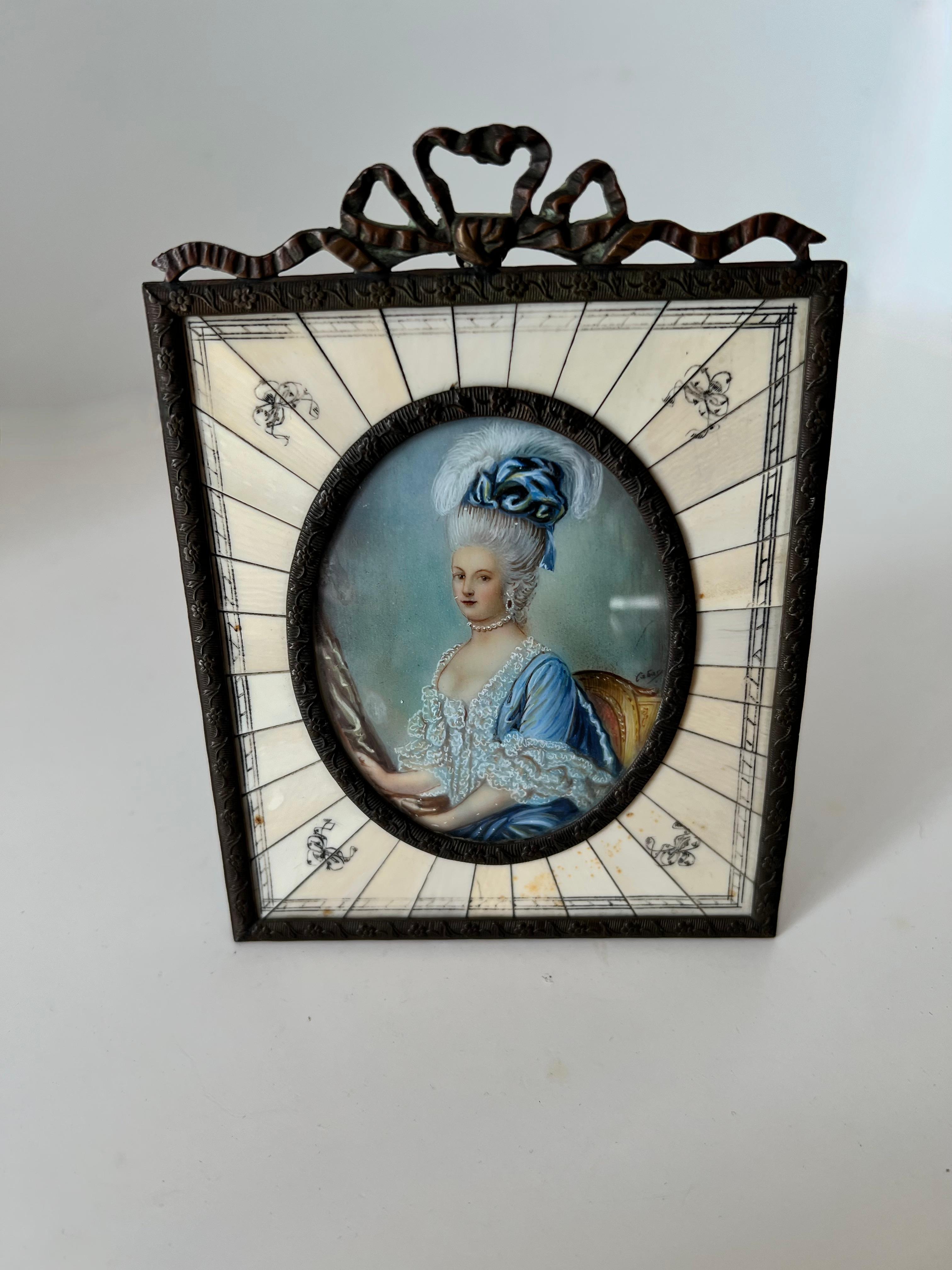 Hand Painted Miniature Portrait of a Lady ca. late 19th C. Bronze and Bone Frame In Good Condition For Sale In Los Angeles, CA