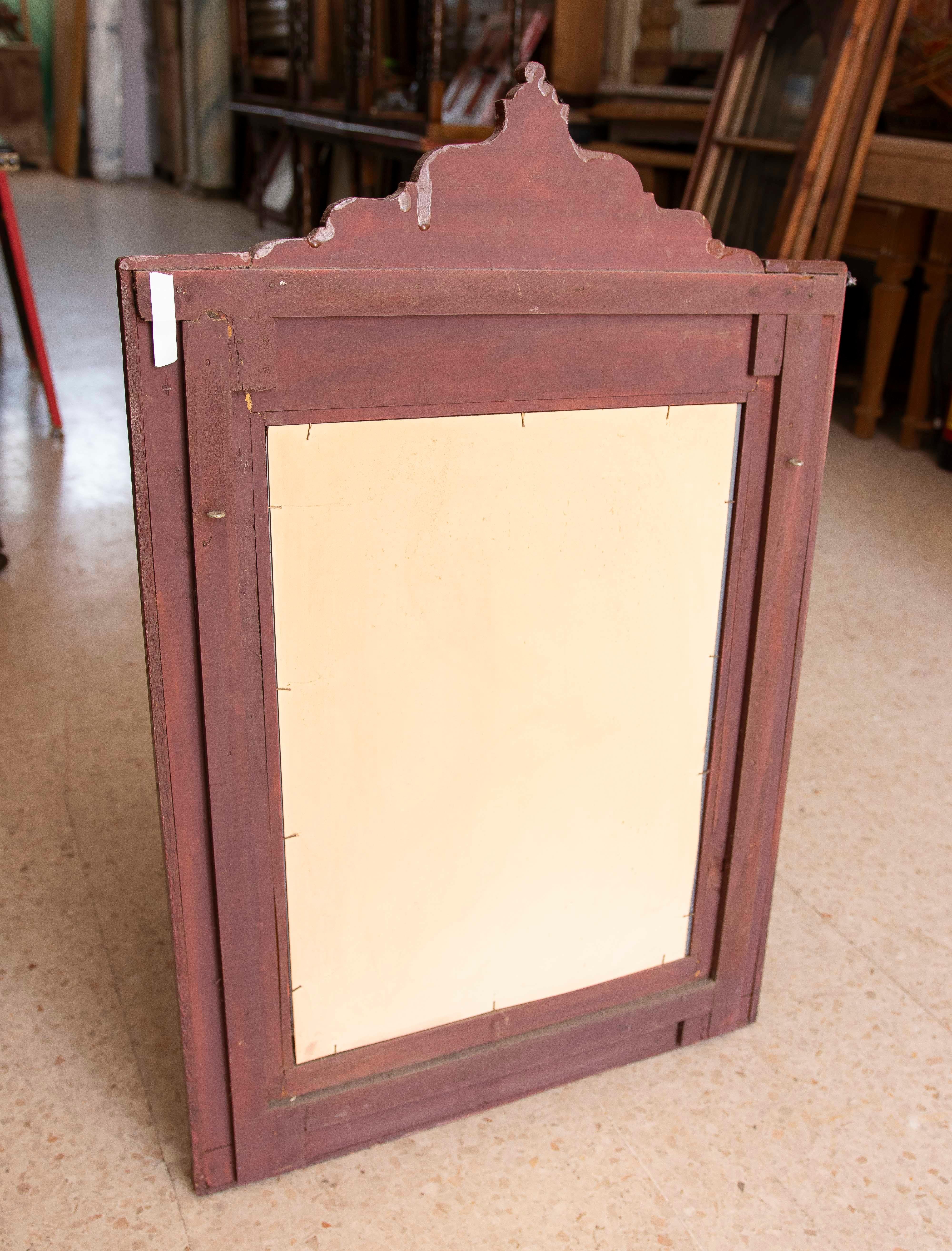 Specchio da parete in legno in stile moresco dipinto a mano con decorazioni in vendita 5
