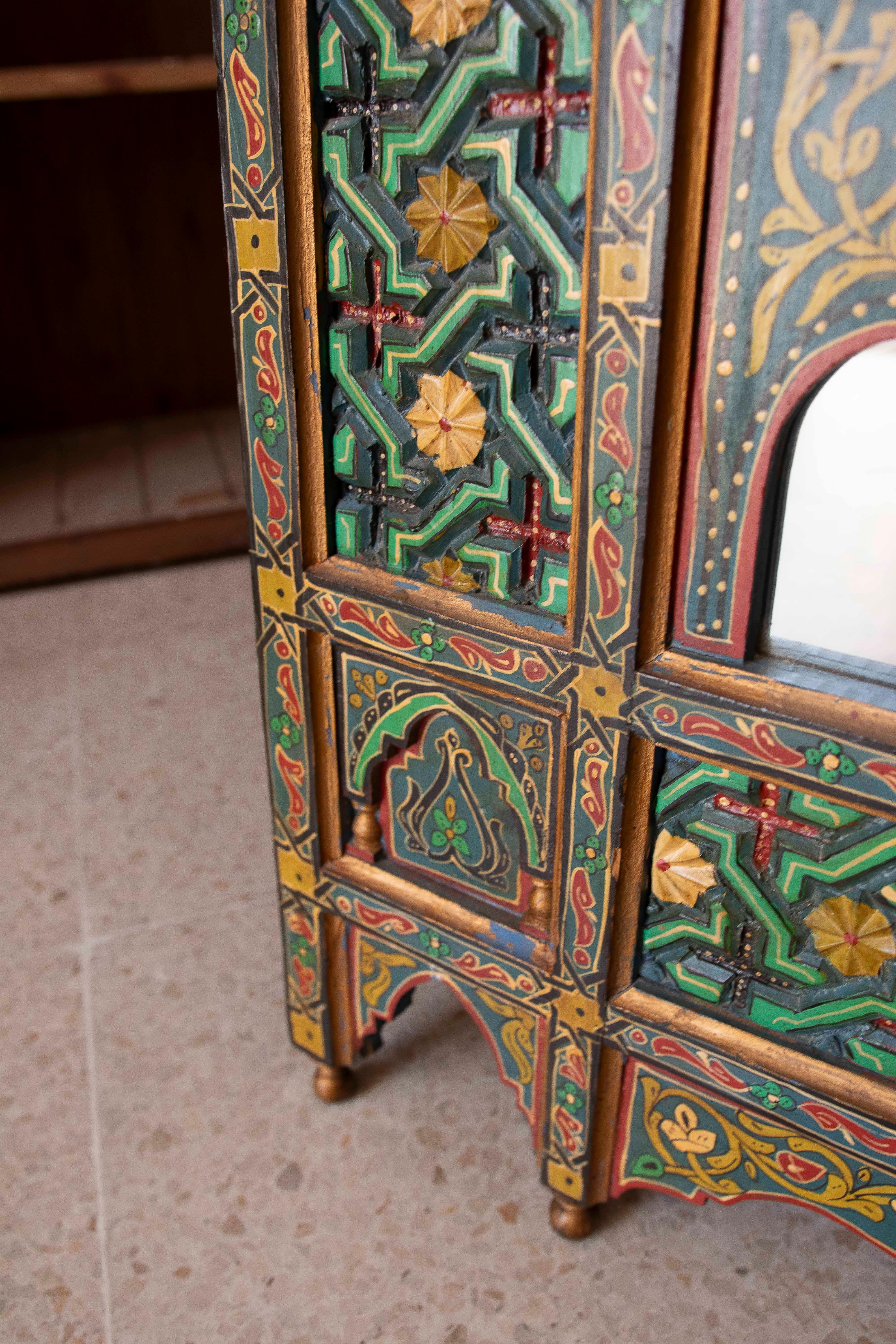 Hand-painted Moorish Style Wooden Wall Mirror with Decorations For Sale 7