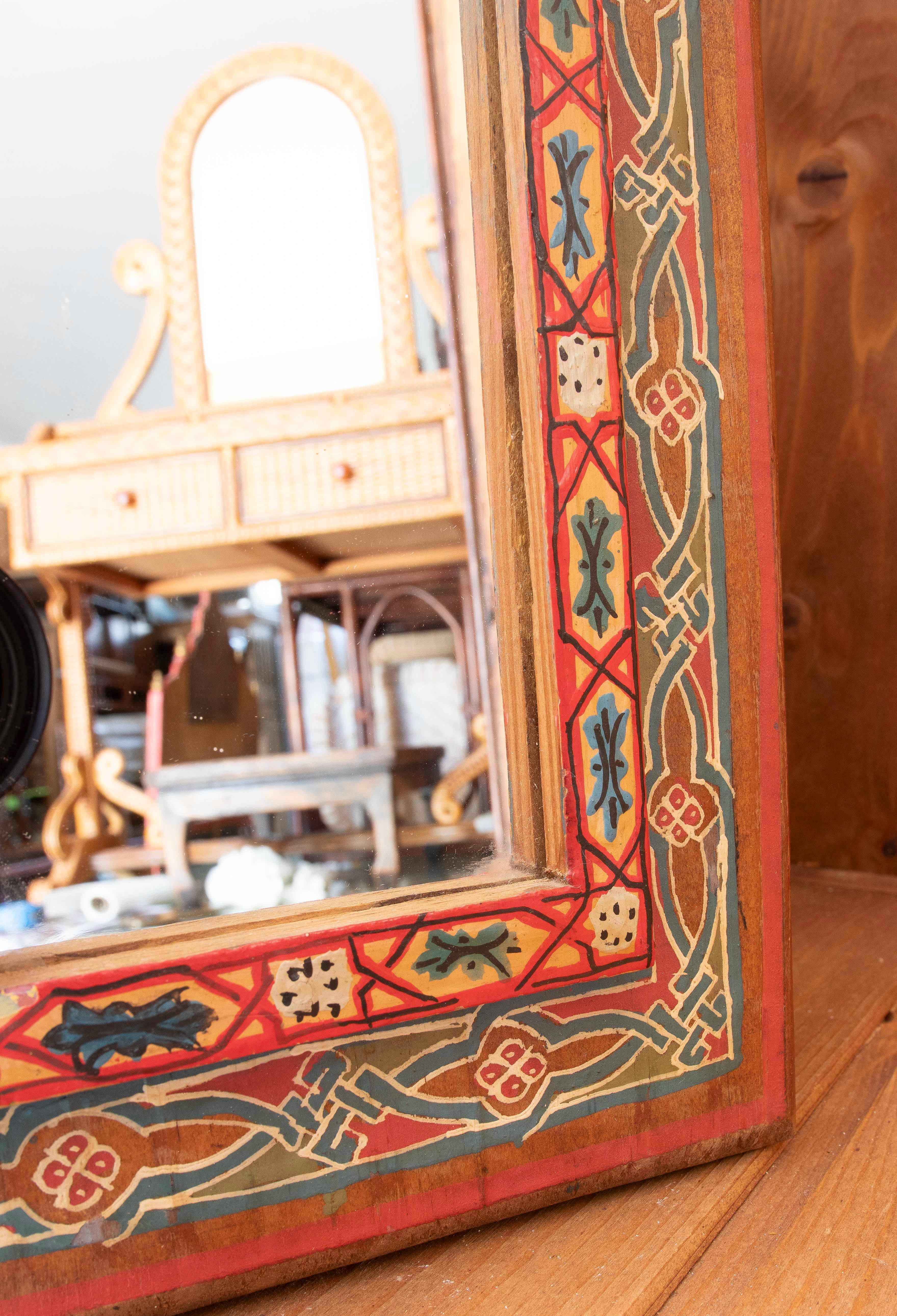 Miroir mural de style mauresque peint à la main avec décorations en vente 3