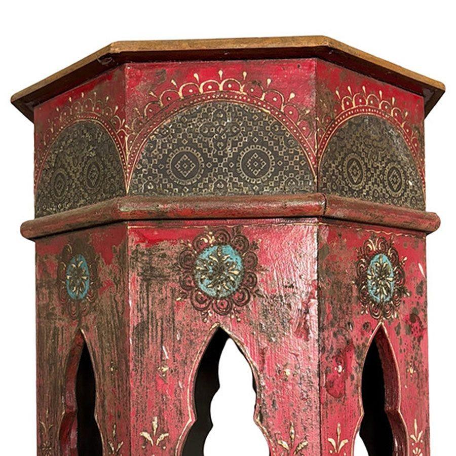 Hand Painted Moroccan Hexagon Wooden Boho Side Table w/ Brass Inlays im Angebot 1