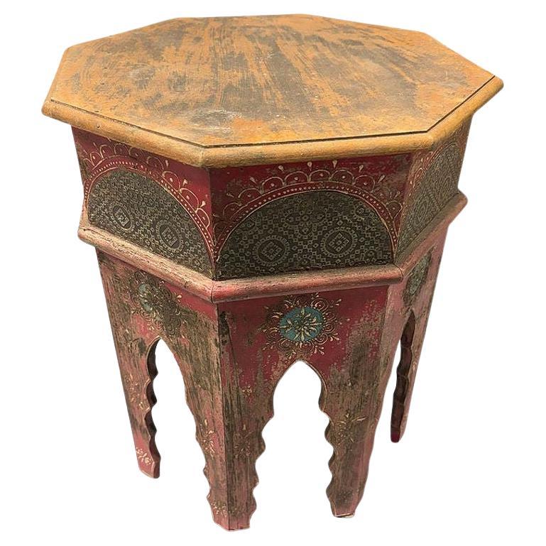 Hand Painted Moroccan Hexagon Wooden Boho Side Table w/ Brass Inlays im Angebot