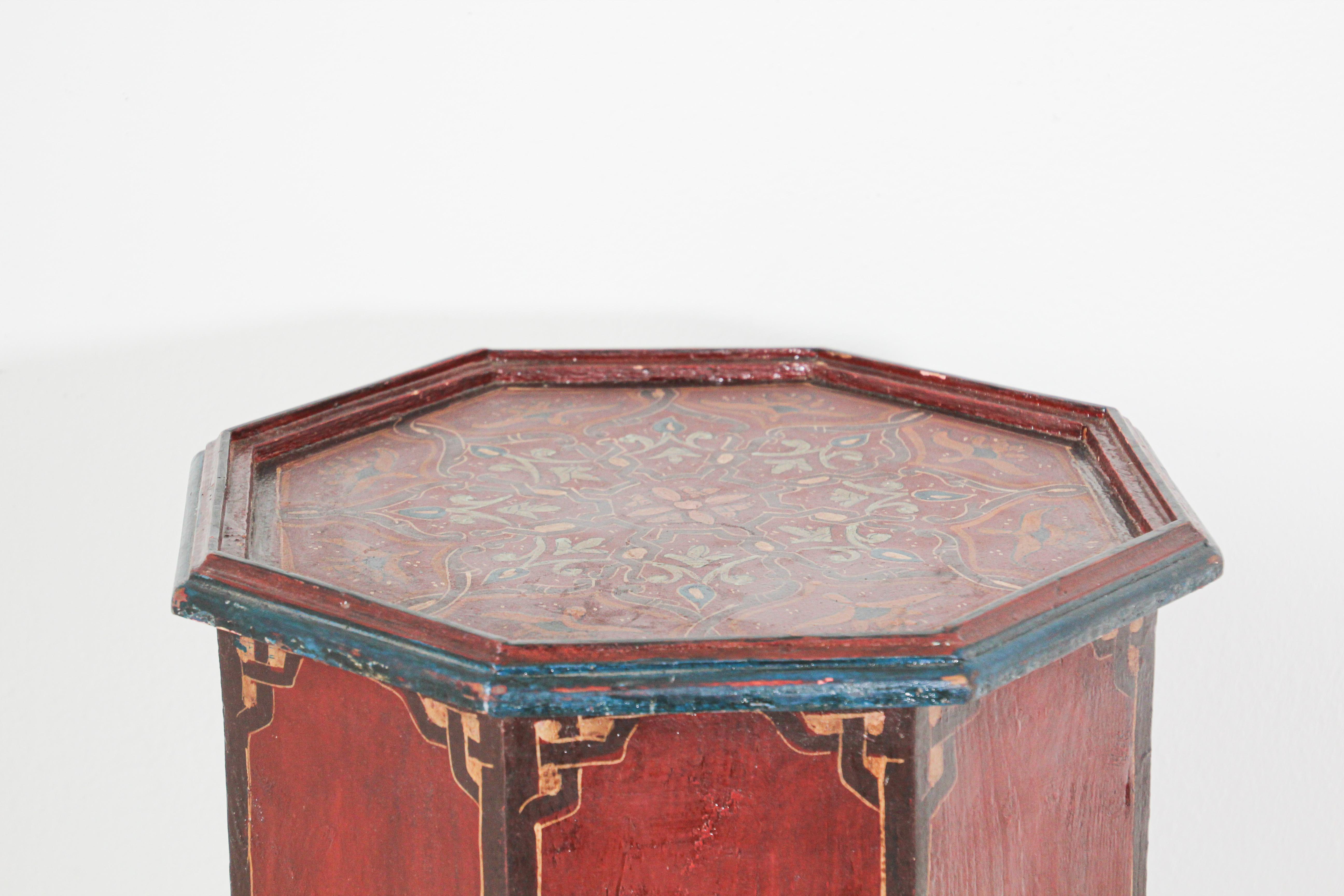 Hand-Crafted Moroccan Pedestal Table, Moorish Hand Painted Design Octagonal Shape Table 1960s For Sale