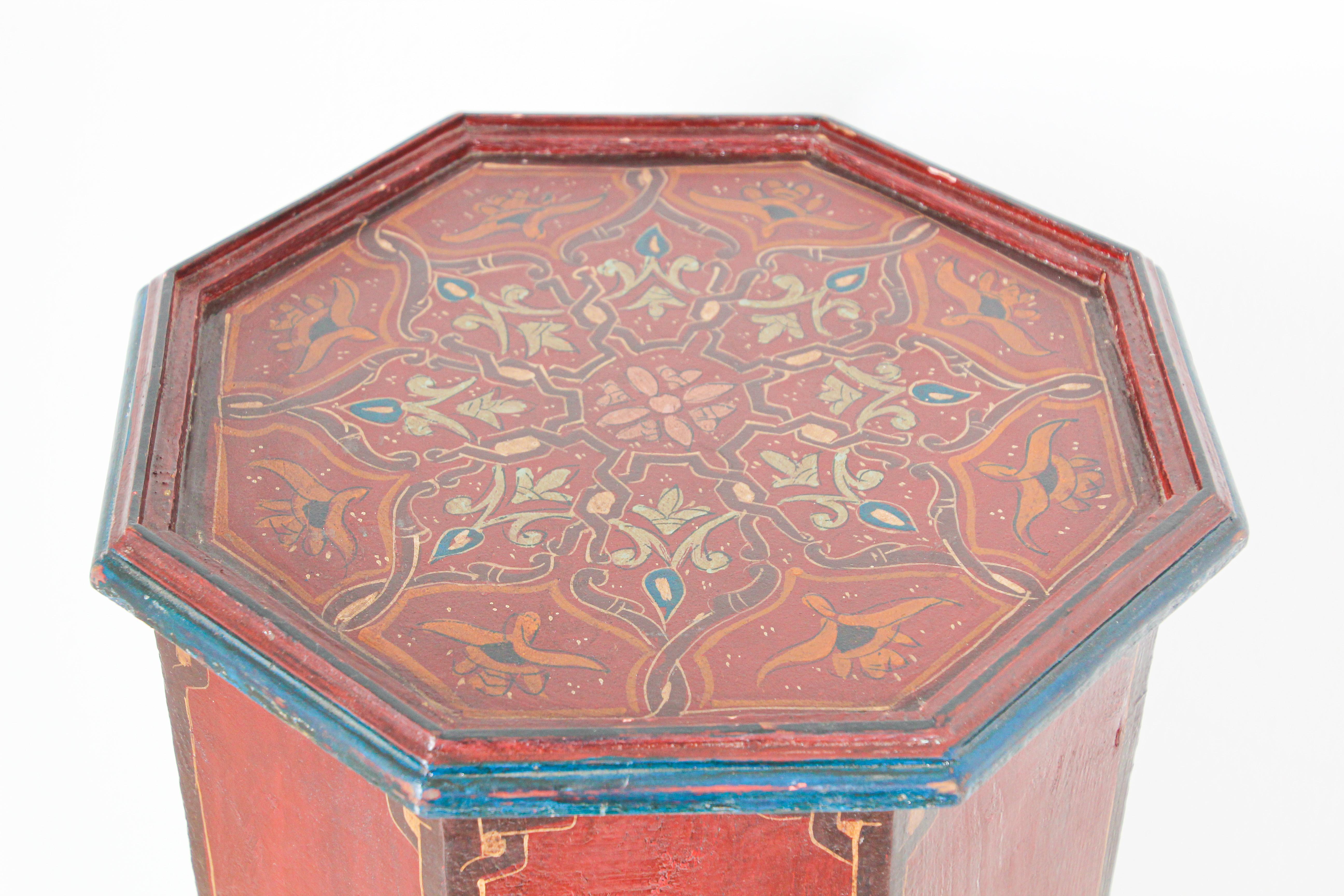 20th Century Moroccan Pedestal Table, Moorish Hand Painted Design Octagonal Shape Table 1960s For Sale