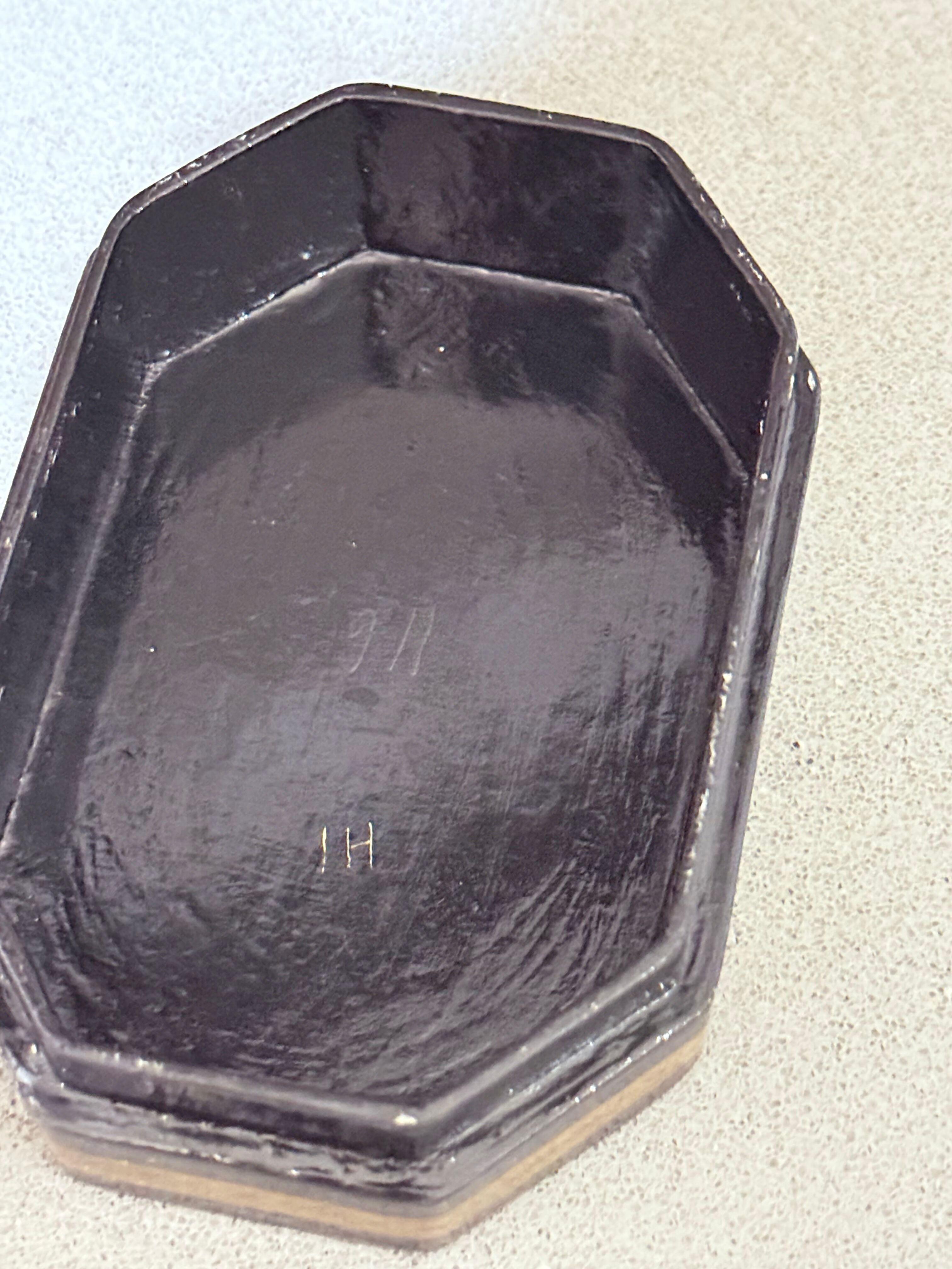 Hand-Painted Mughal Miniature Lacquer Box, Persian-Indian Art, Signed Black Box For Sale 5