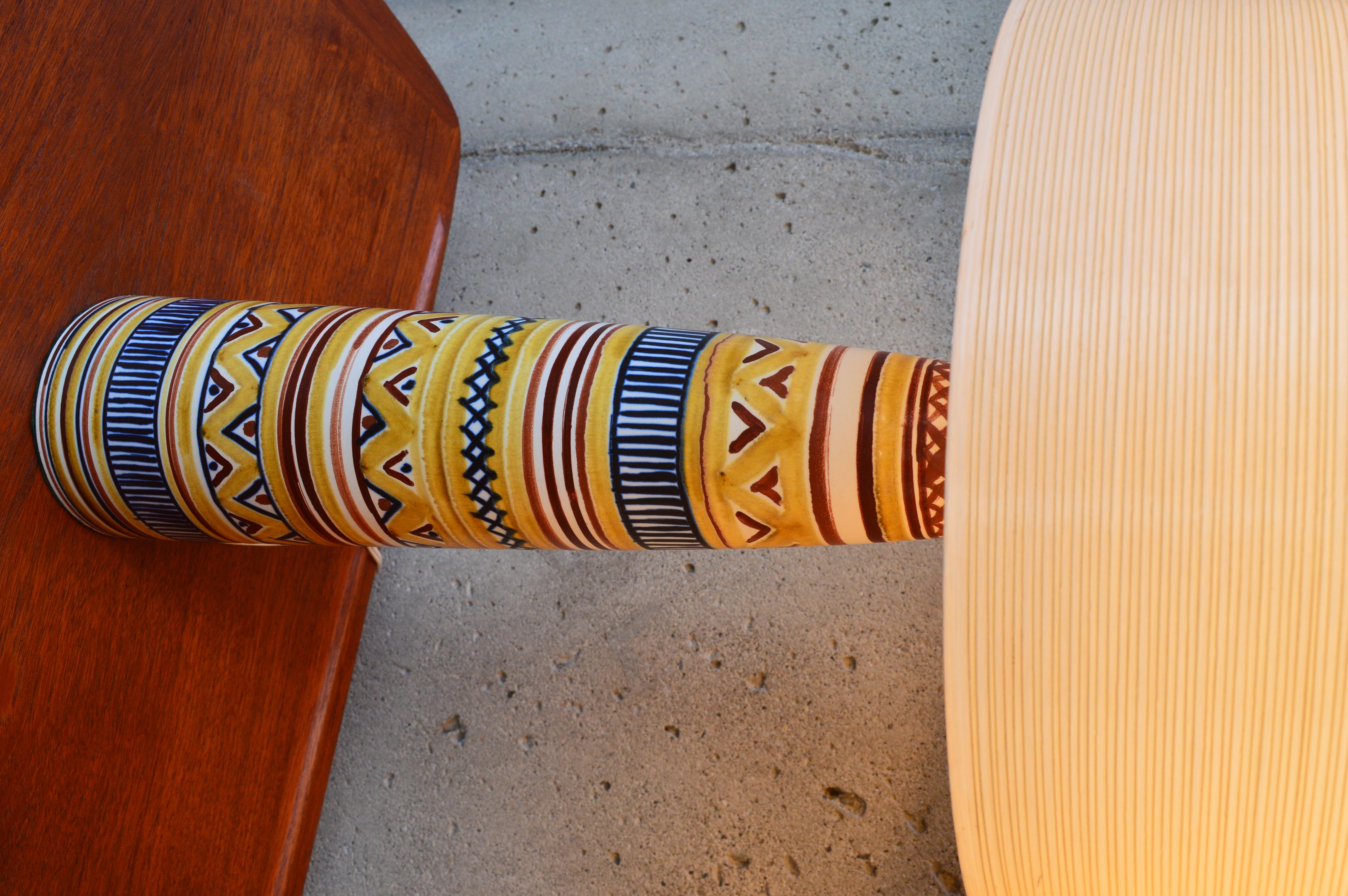 Hand-Painted Pair of Gunnar & Lotte Bostlund Ceramic Lamps with Original Shades 2