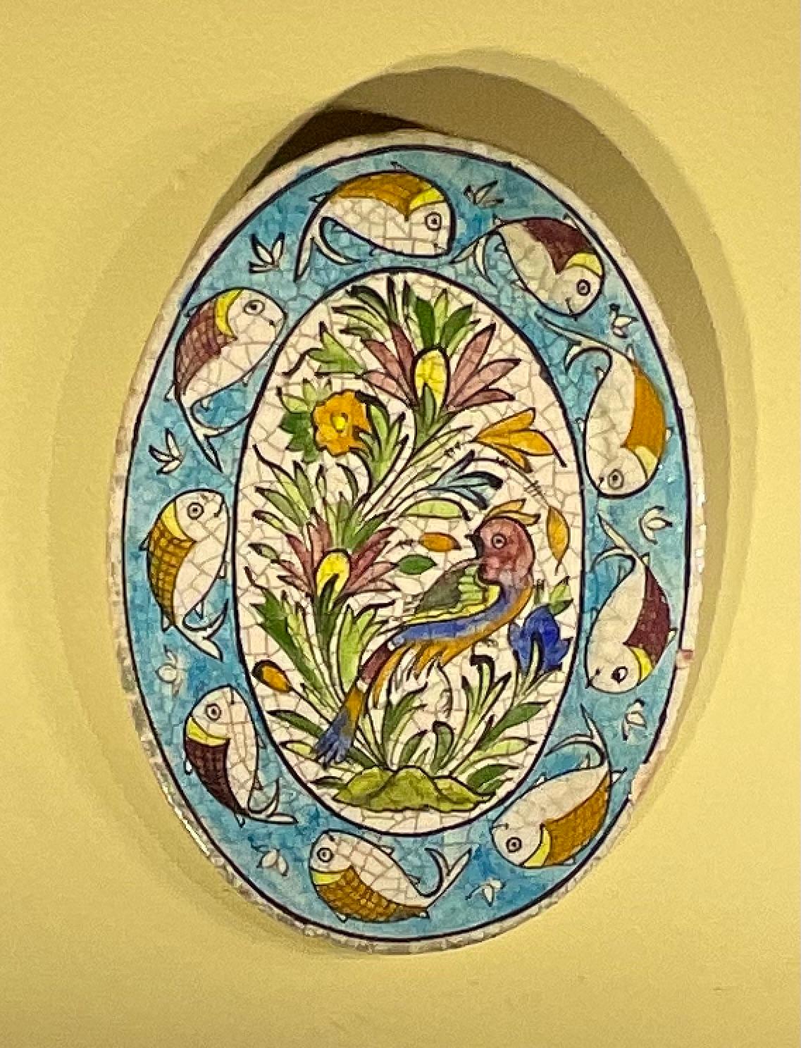 Carreau de céramique persane peint à la main - Motif floral et aviaire unique en vente 3