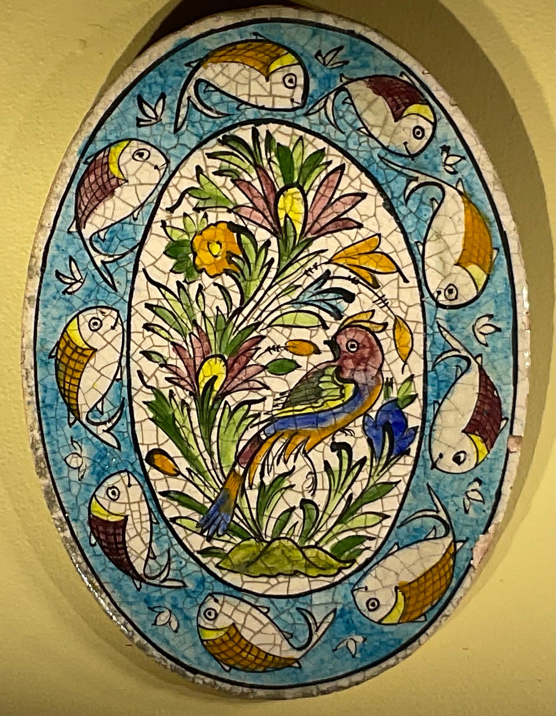 Céramique Carreau de céramique persane peint à la main - Motif floral et aviaire unique en vente