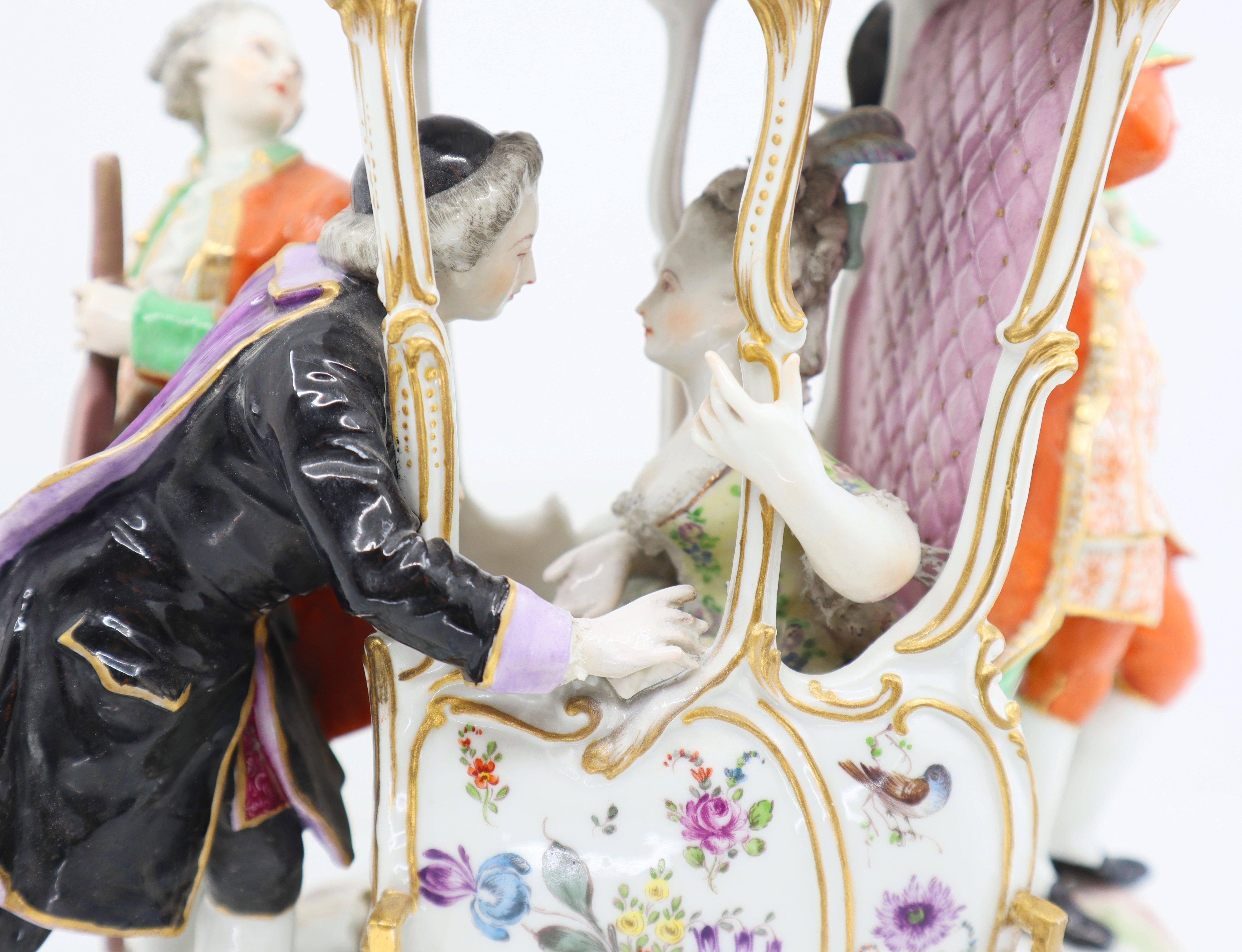 Hand Painted Porcelain, 2 Valets and a Couple, 19th Century, Vienna, Austria For Sale 10