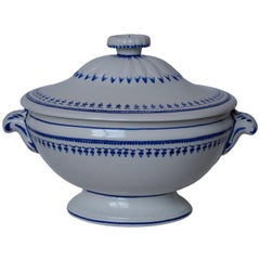 Hand Painted Porcelain de Tournai Oval Soup Tureen, Belgium, Late 18th Century