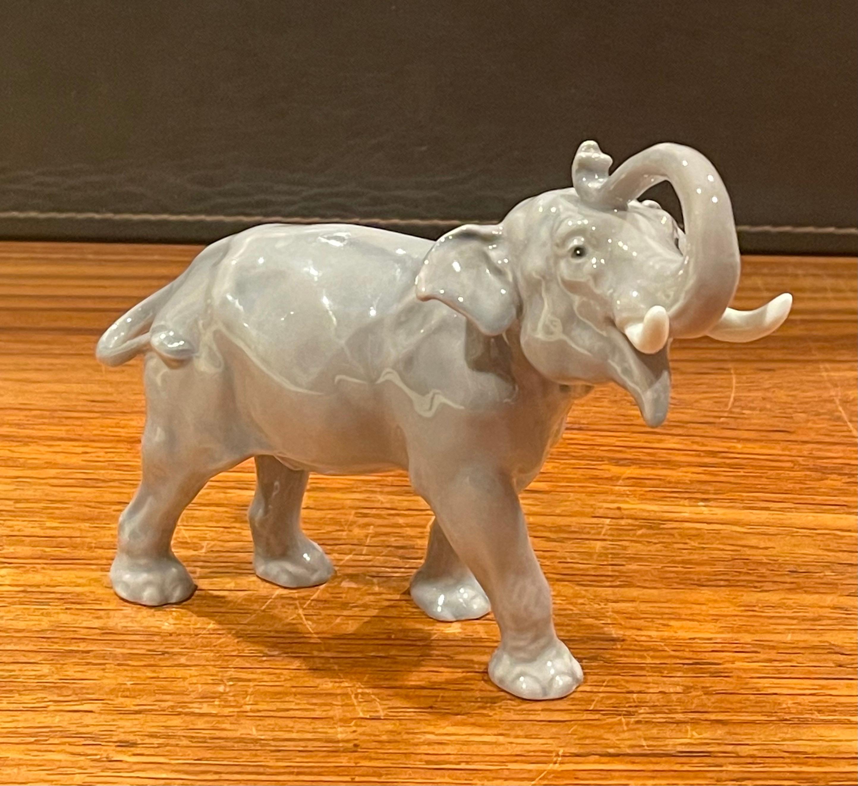 Hand Painted Porcelain Elephant Sculpture by Bing & Grondahl For Sale 1