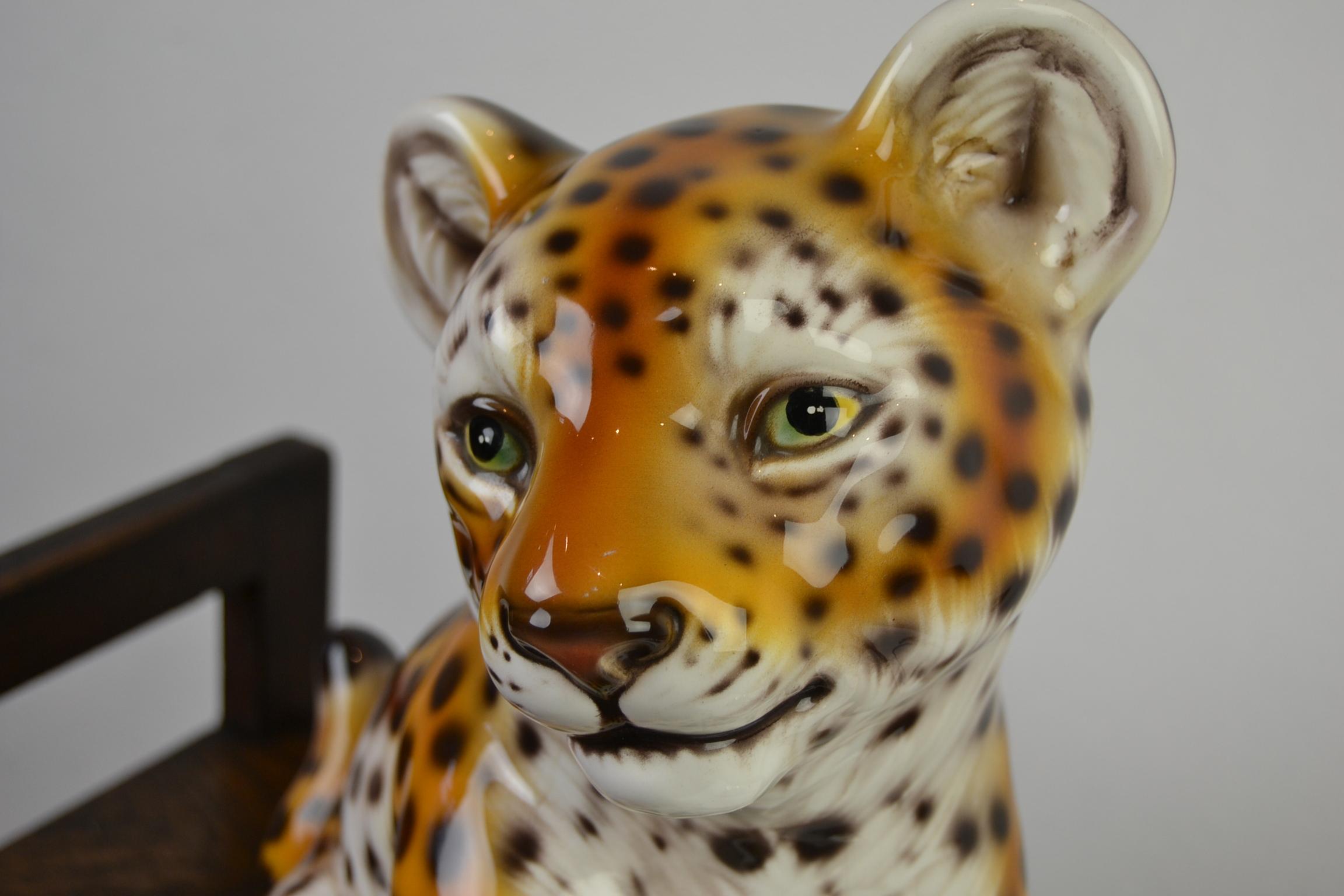 Hand Painted Porcelain Italian Leopard Sculpture , 1970s 14