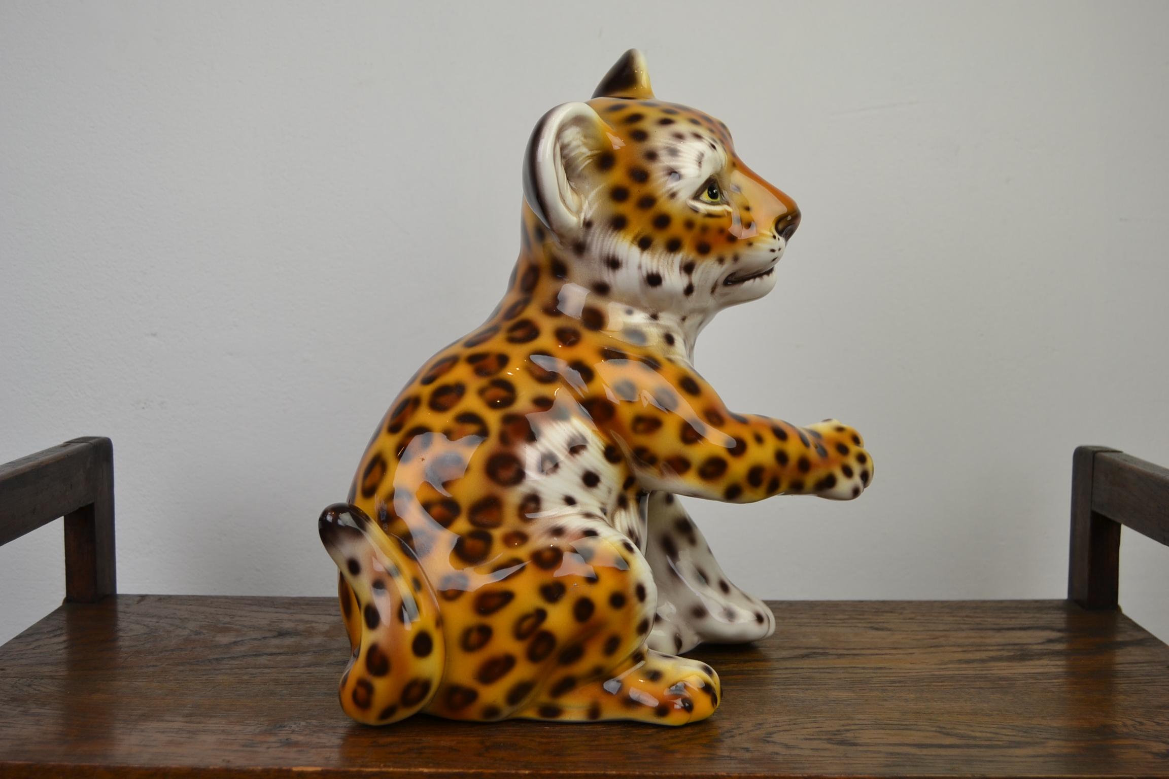 Hand Painted Porcelain Italian Leopard Sculpture , 1970s 2