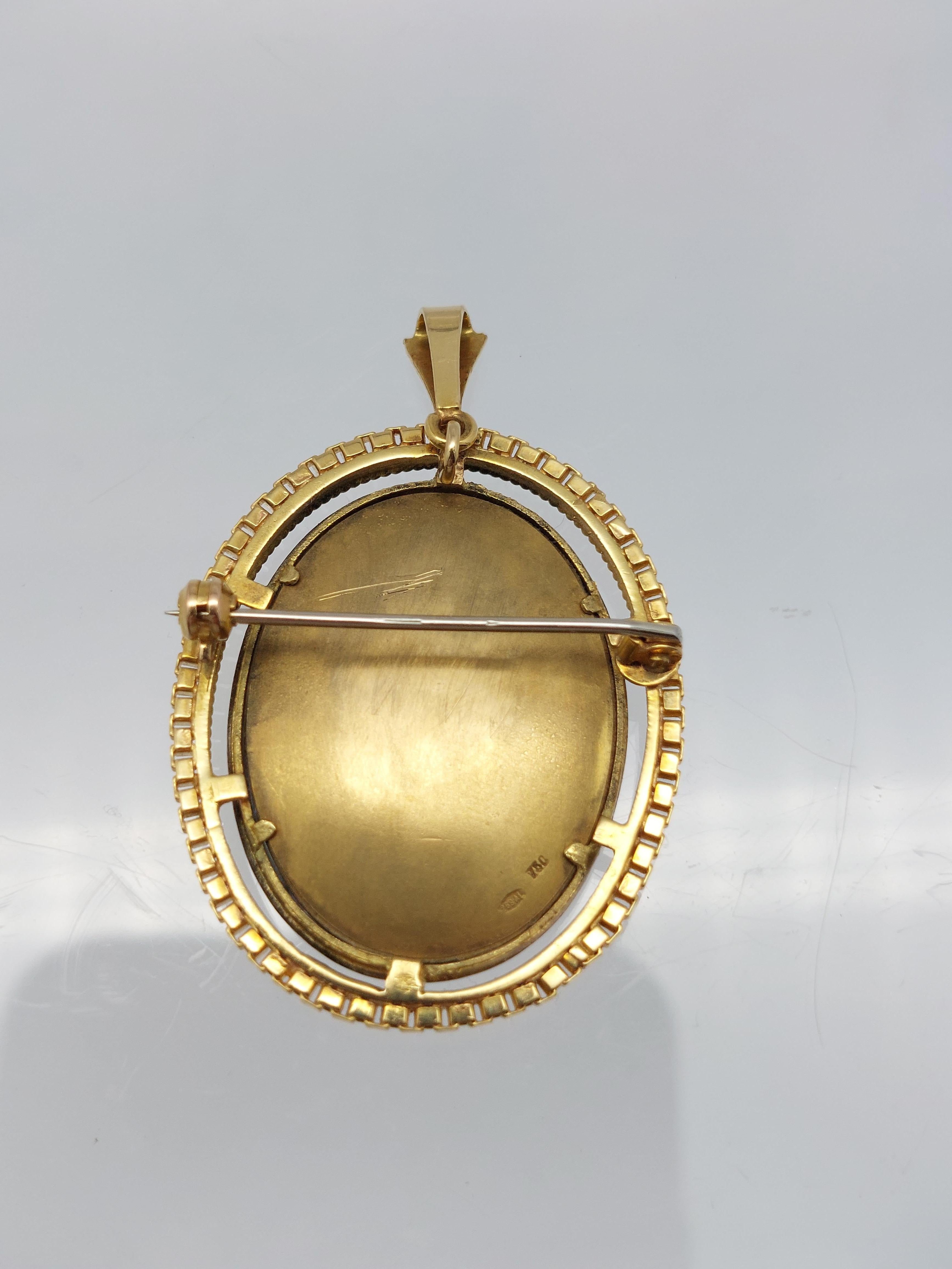 Alfiler/Colgante de Porcelana Pintada a Mano en Oro Amarillo de 18 Kilates con Diamante en venta 10