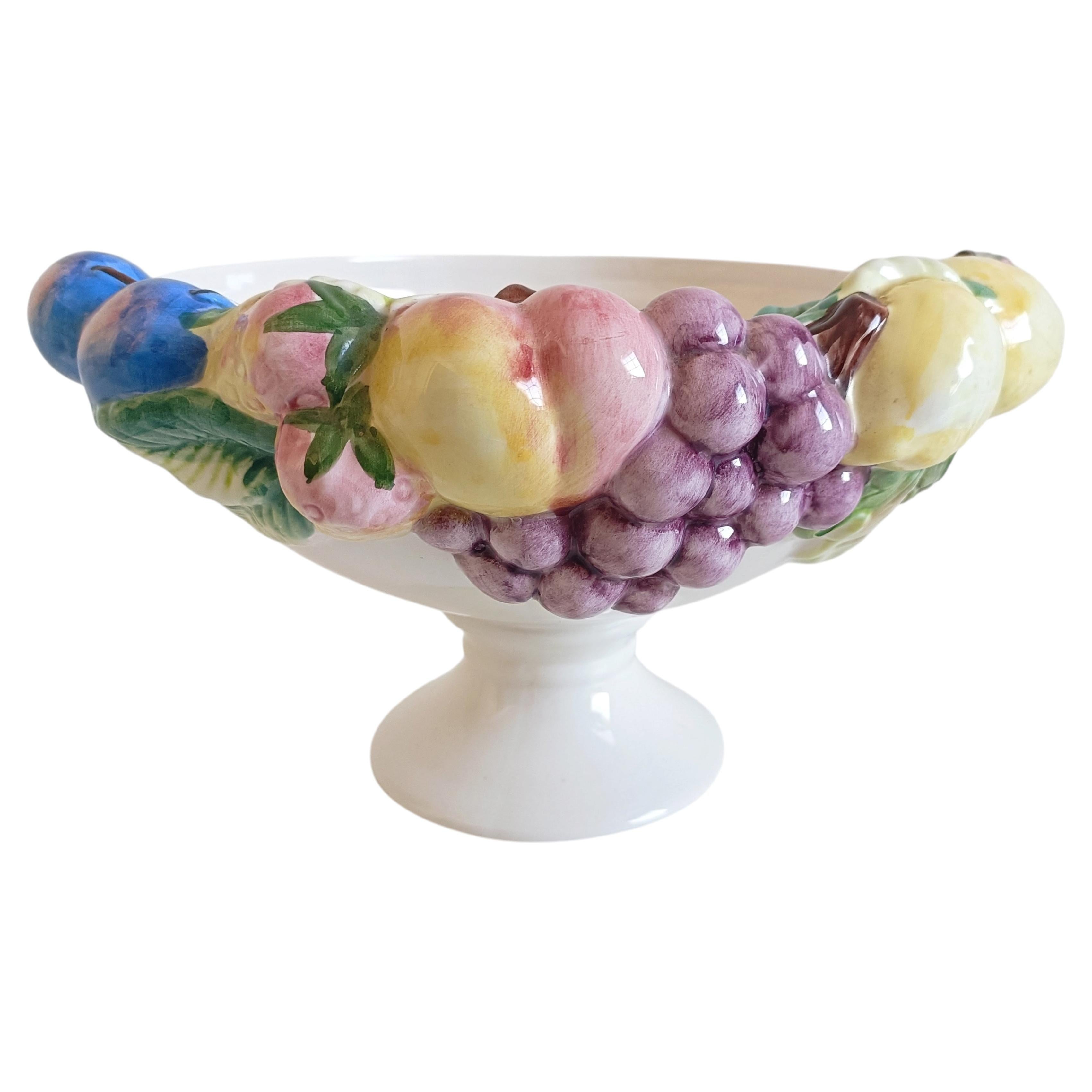 Handbemalte Majolika-Obstschale als Tischdekoration, Portugal, 1970er Jahre