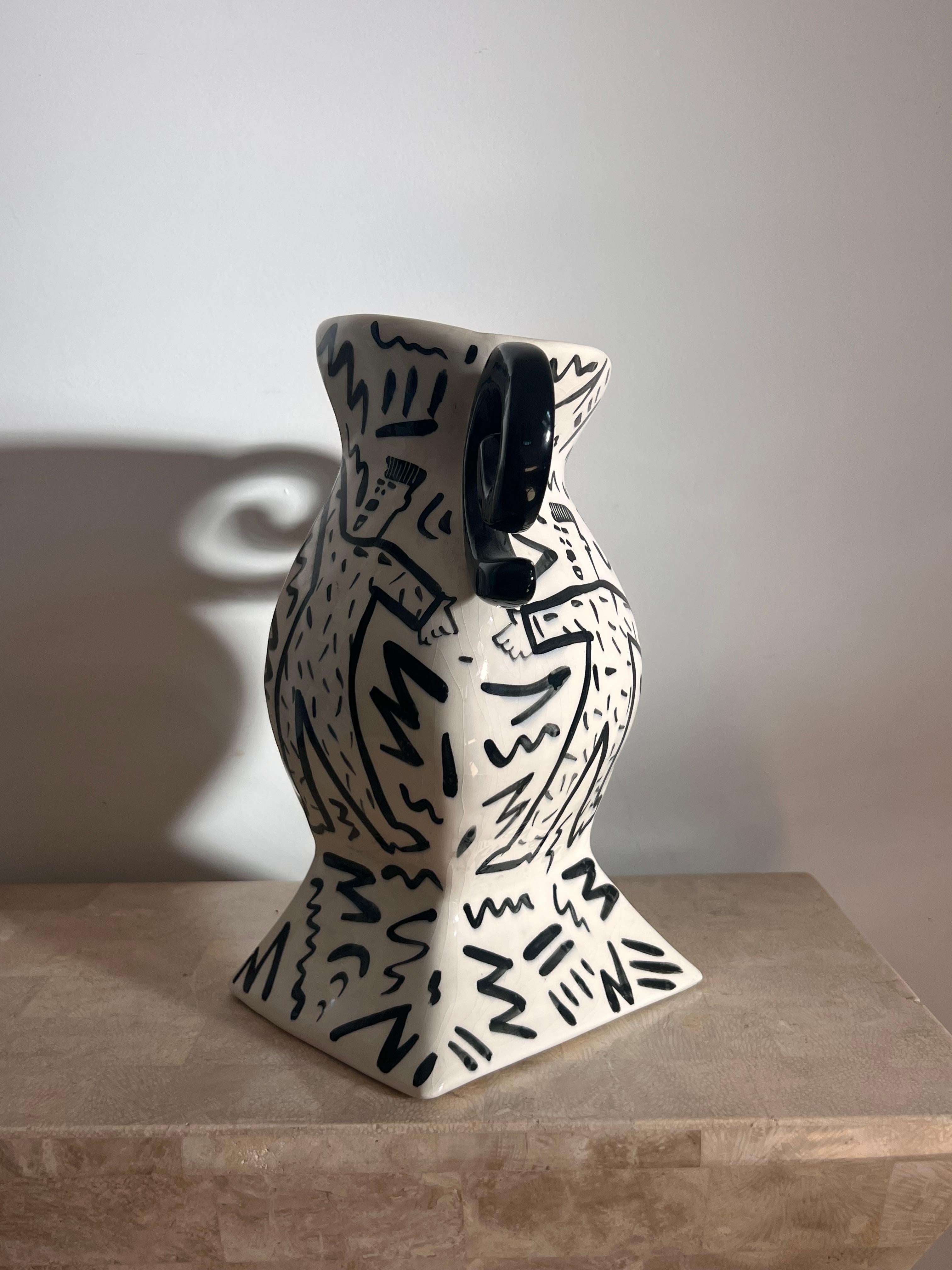 Vase postmoderne peint à la main par Jiri Bures, fin du 20e siècle en vente 3