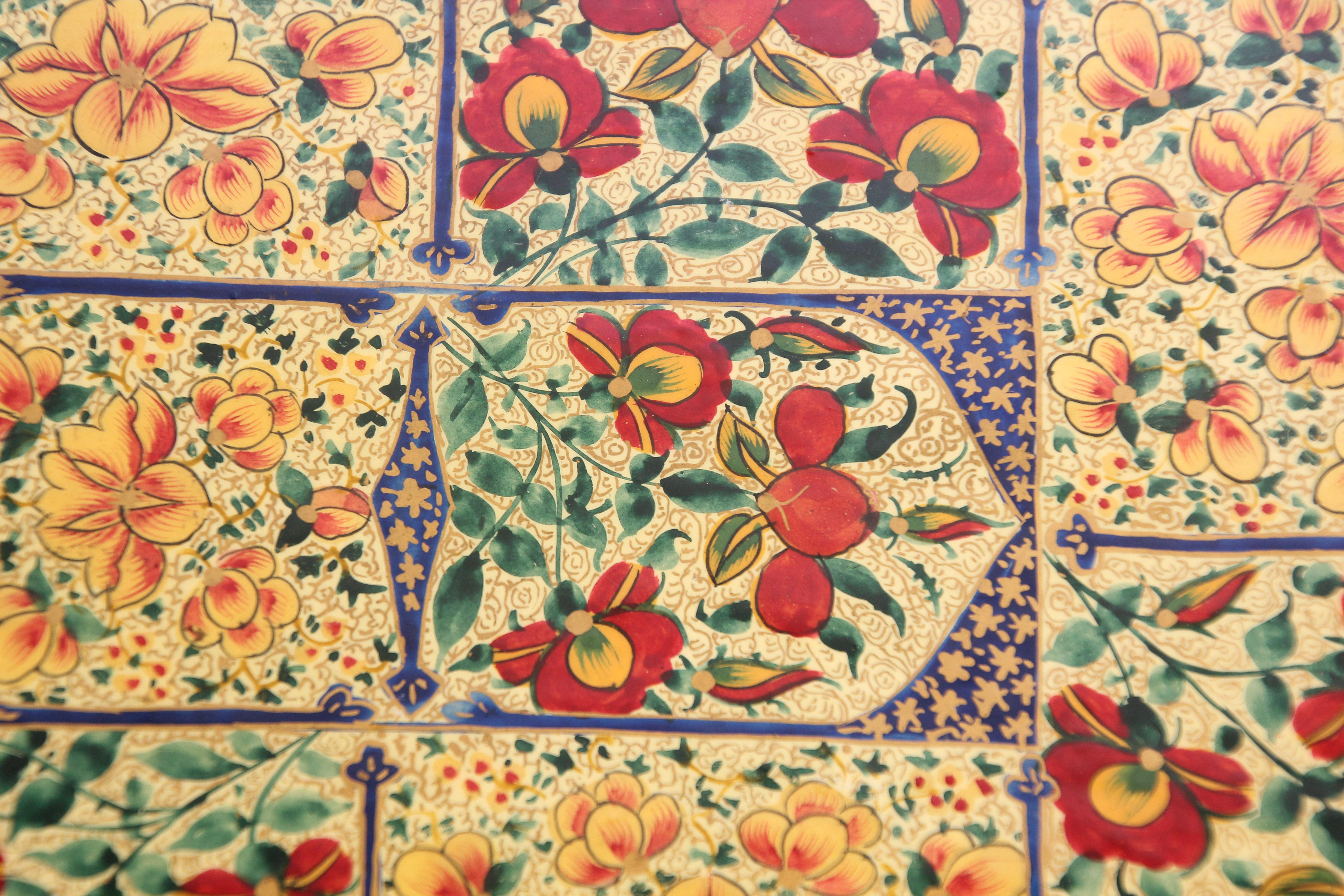 Caja decorativa de laca rajasthani pintada a mano en venta 8