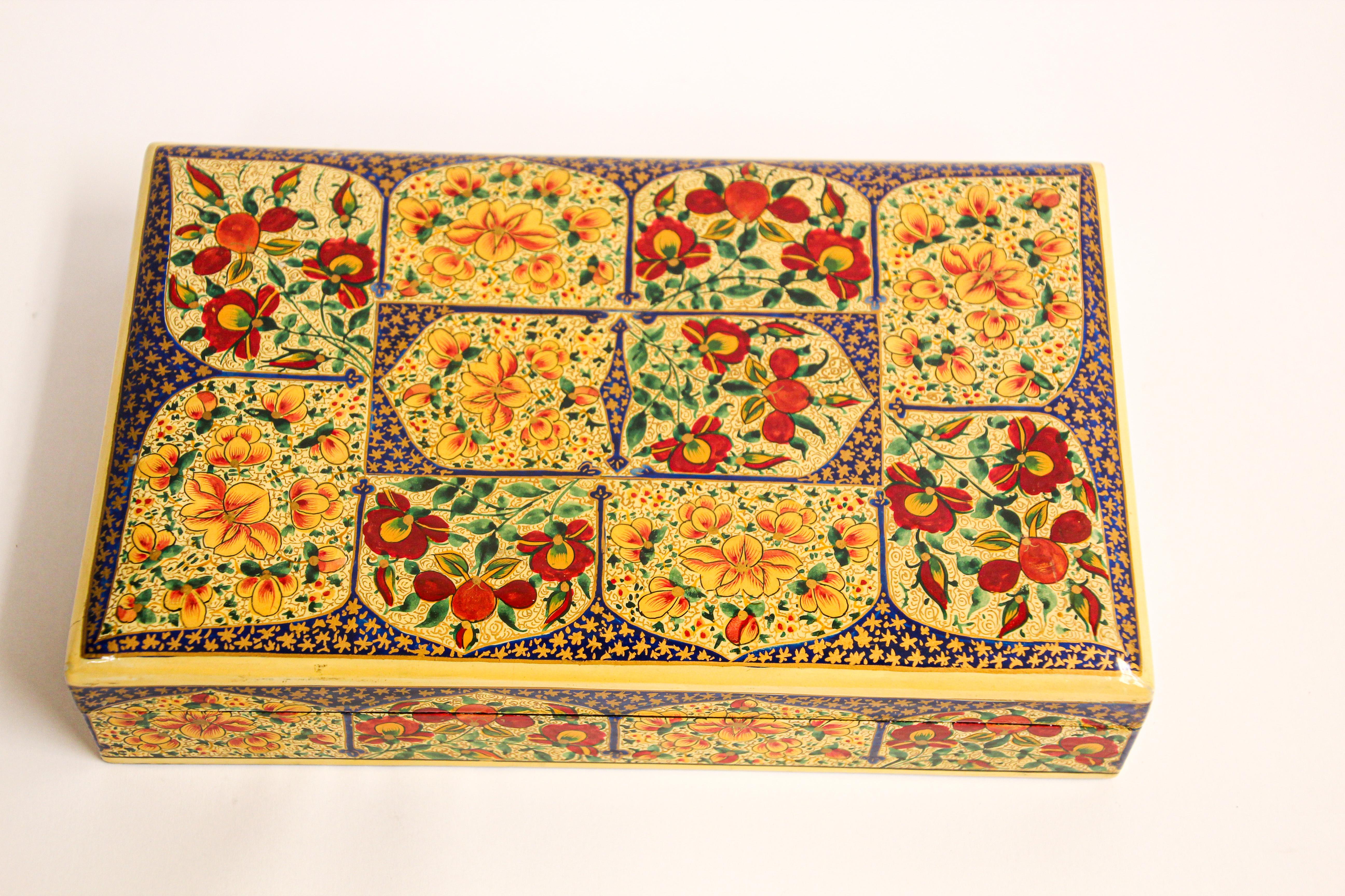 20th Century Hand Painted Rajasthani Lacquer Decorative Box For Sale
