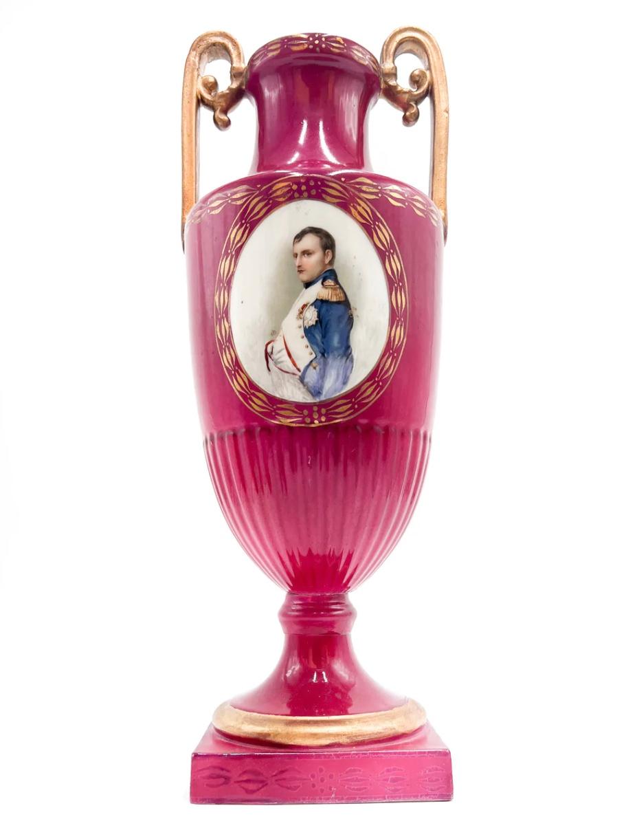 19th Century Hand Painted Richard Ginori Ceramic Vase from the 1800s