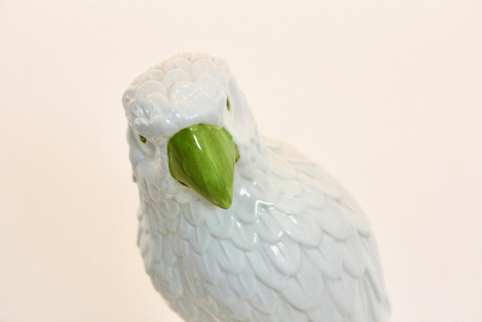 Sculpture de perroquet en céramique italienne peinte à la main Ronzan en vente 5