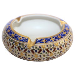 Hand-Painted Round Porcelain Ashtray