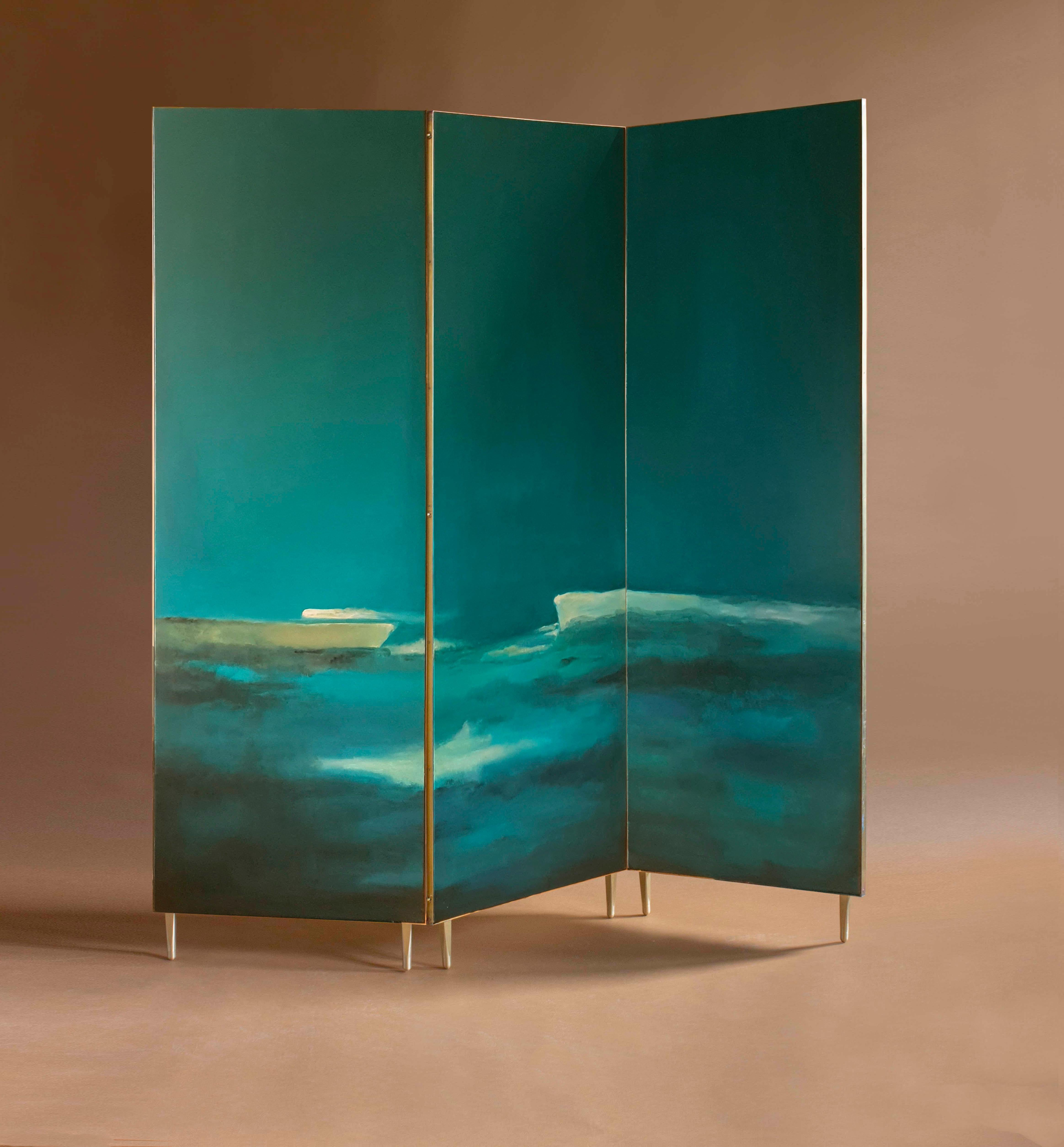 Hand painted cloth in a full brass frame. It is a delicate and beautiful solution to divide the space. Each screen is different and unusual because of the painting created by the artist.

Made to order screens in colors of your choice can be