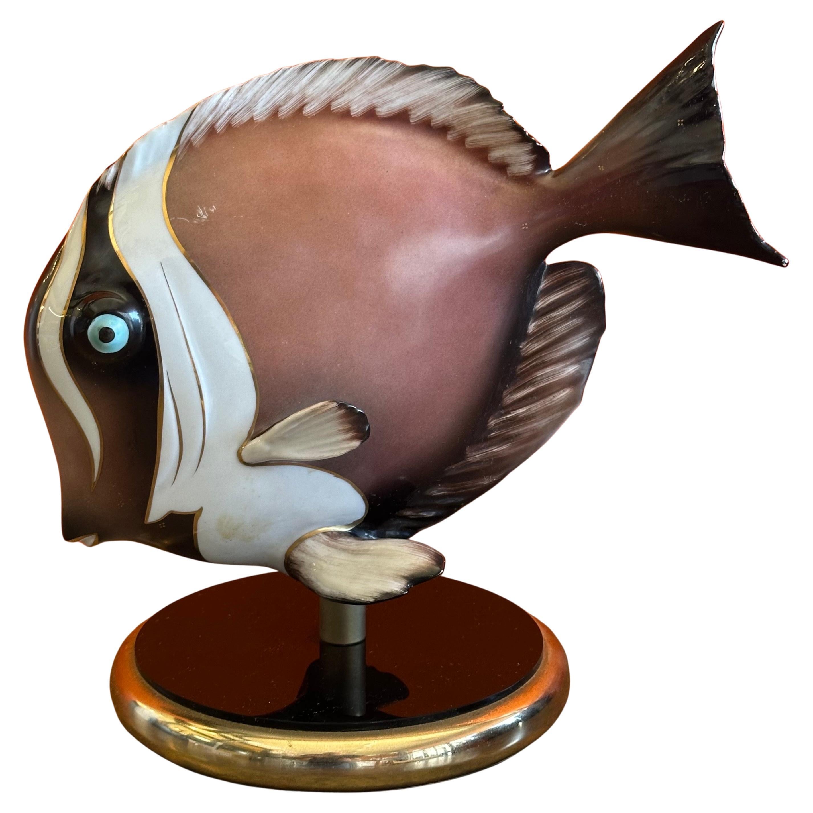 Sculpture de poisson stylisée peinte à la main par Giulia Mangani pour Oggetti en vente 8