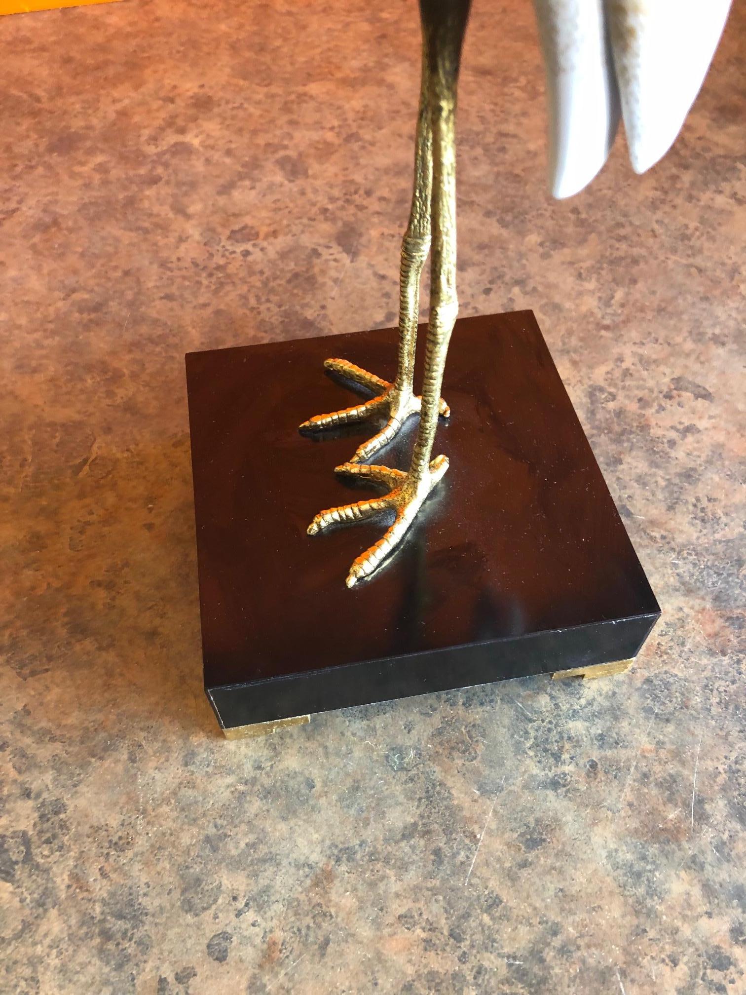 20ième siècle Sculpture de cigogne stylisée peinte à la main par Giulia Mangani pour Oggetti