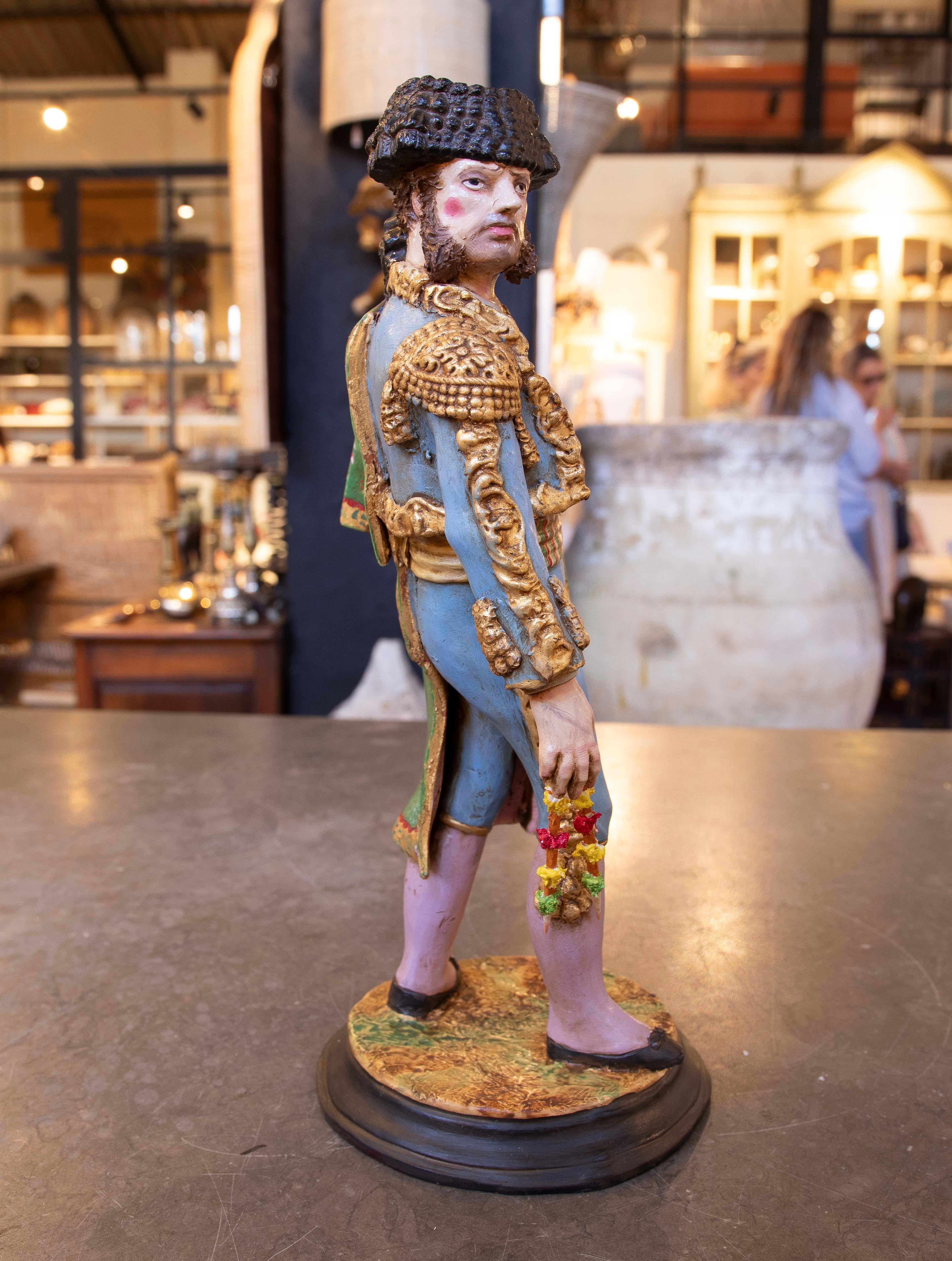 Escultura de Terracota Pintada a Mano de Torero Andaluz Firmada Jiménez Maris en venta 1