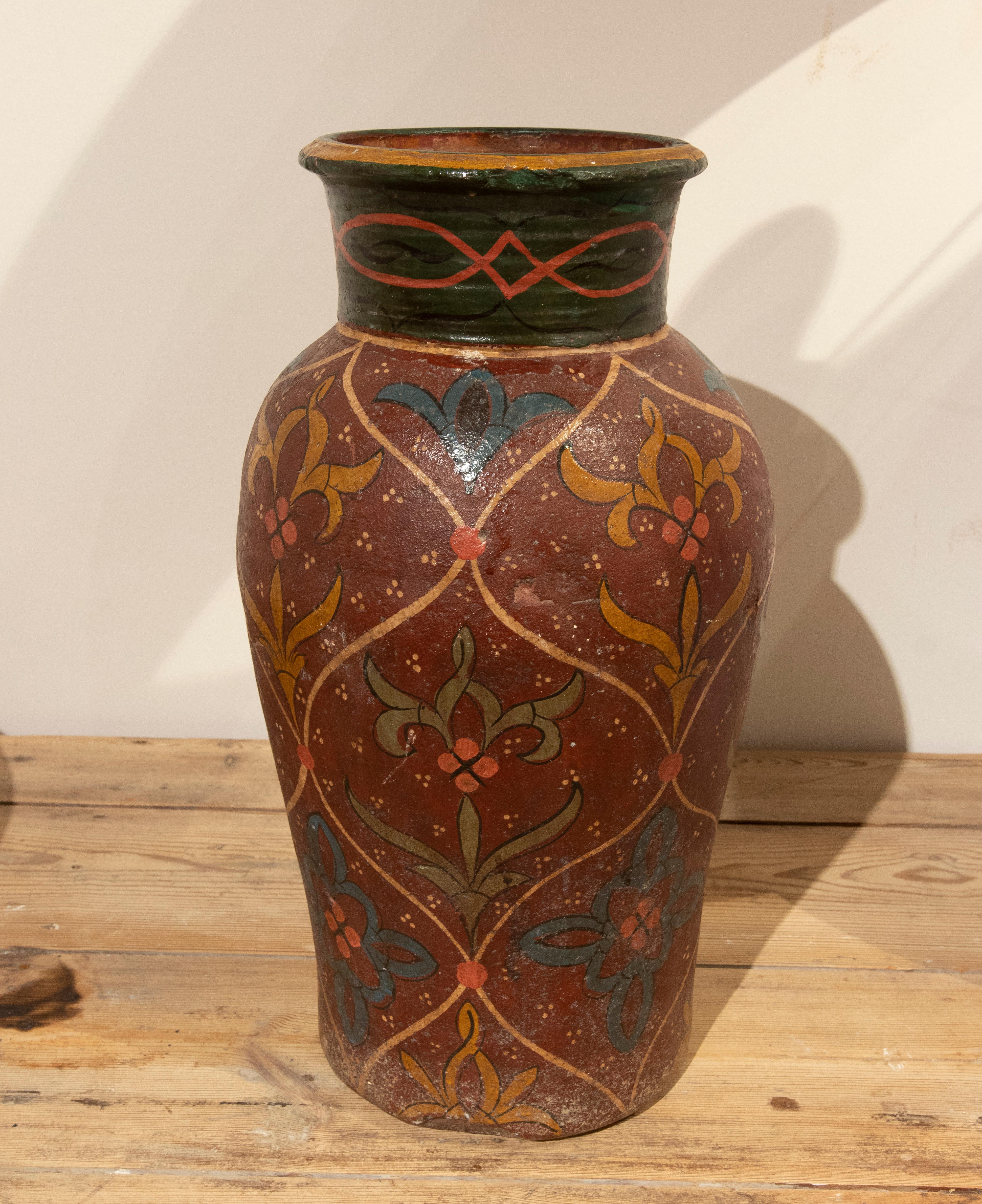 Hand-Painted Terracotta Vase with Flower Decoration For Sale 1