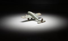 Handbemaltes Spielzeug-Flugzeug, England um 1900