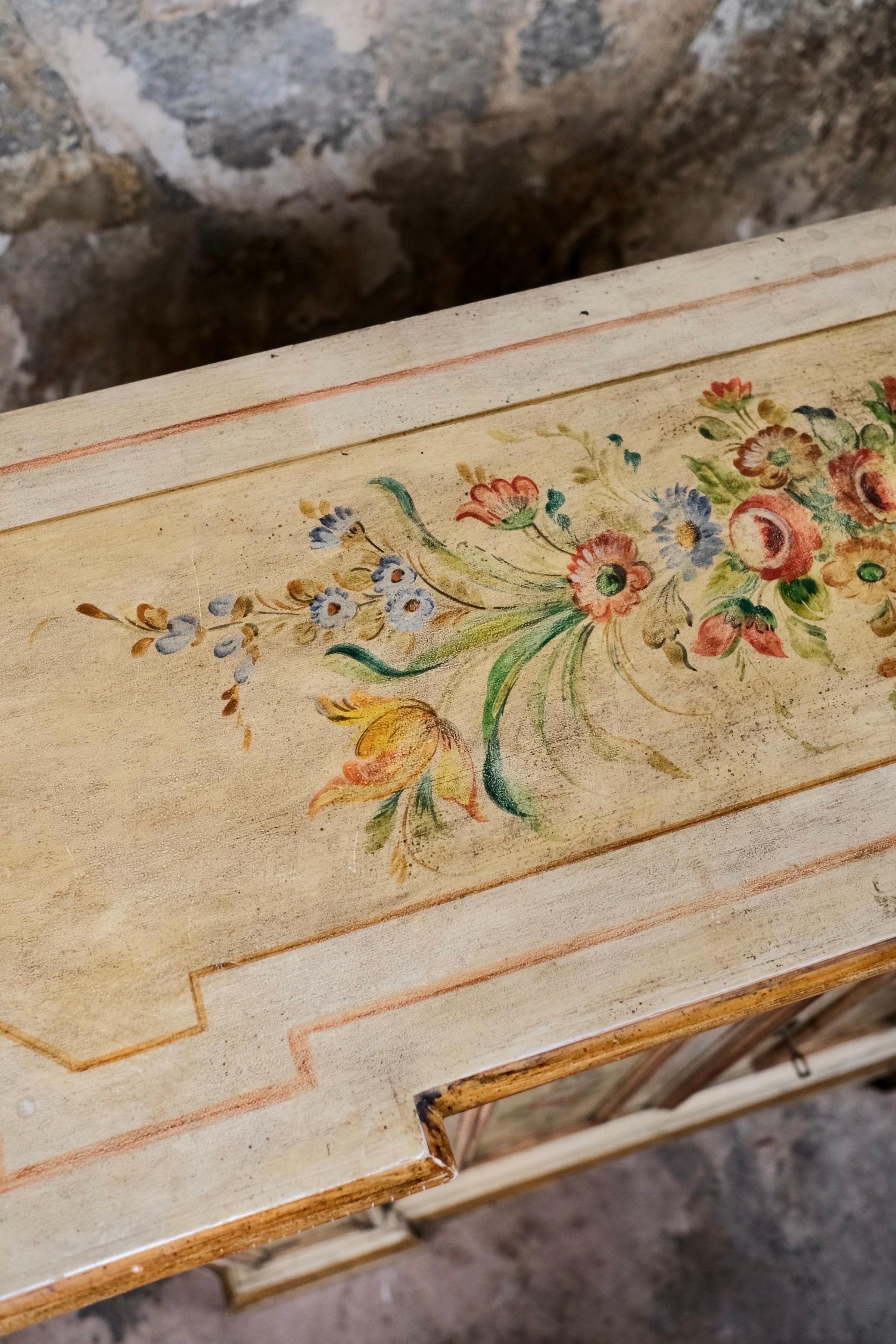 Hand-painted Venetian style sideboard or console, Italy, 1950s For Sale 9