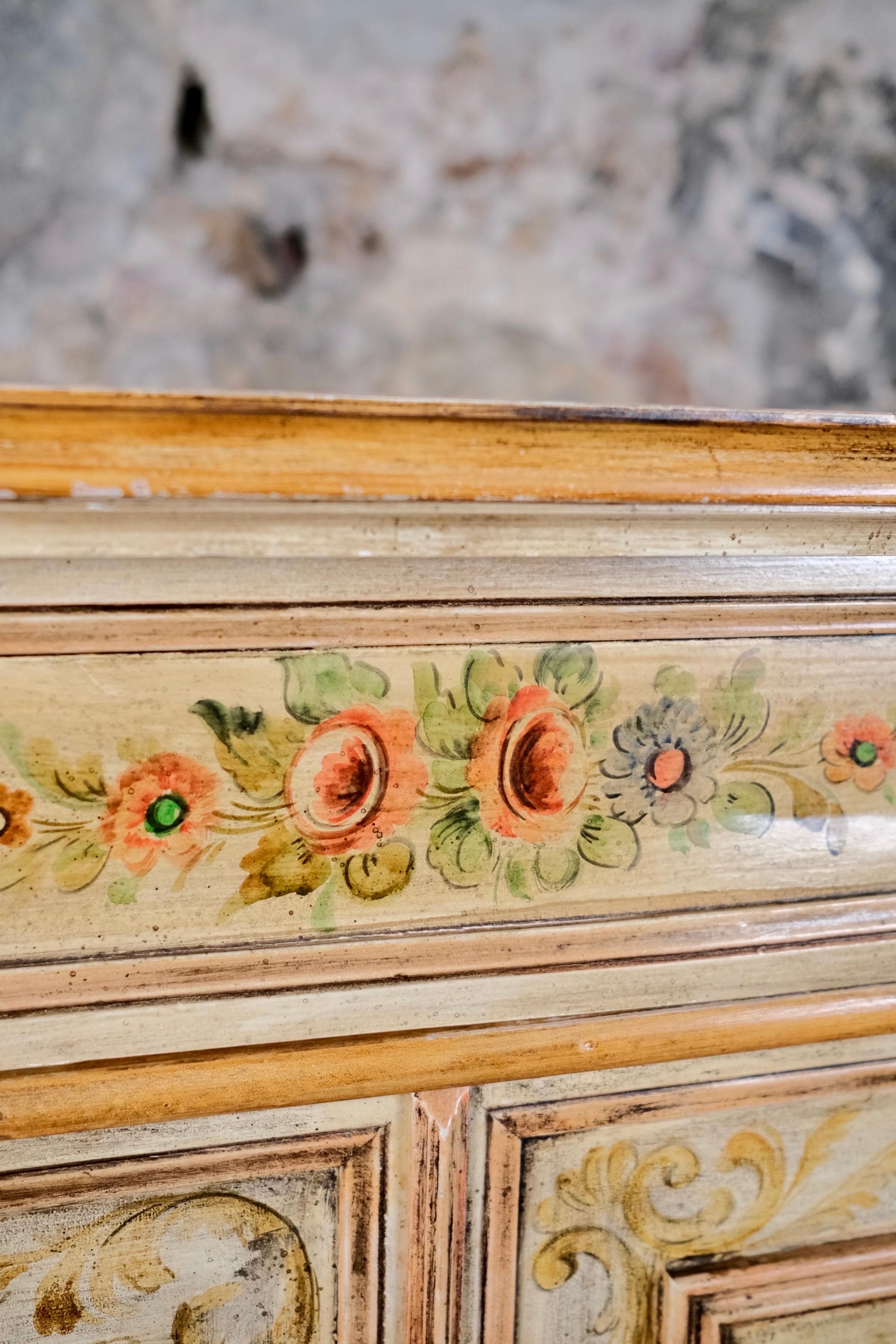 Hand-painted Venetian style sideboard or console, Italy, 1950s For Sale 13
