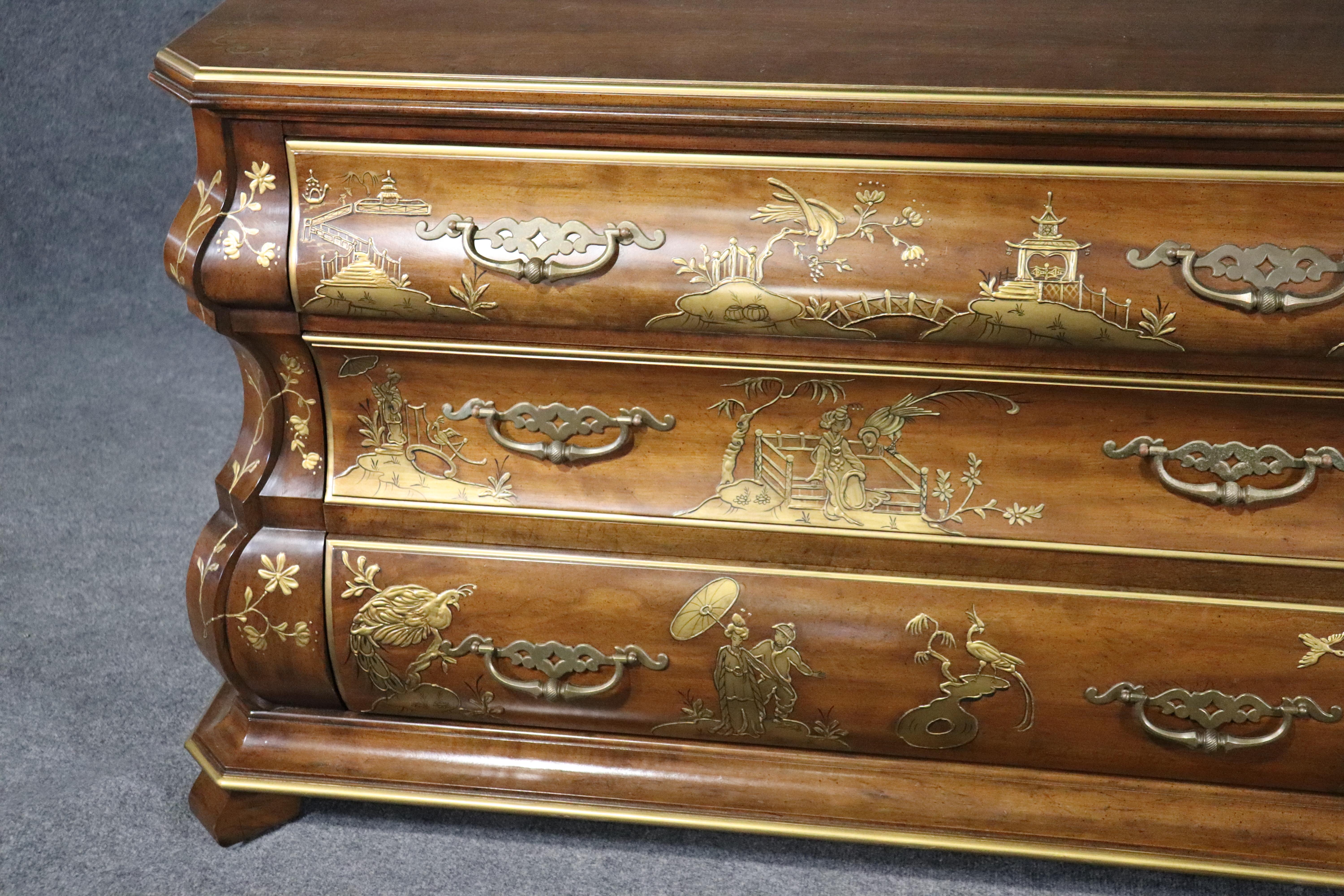 Hand Painted Walnut Chinoiserie Dutch Baroque Style Commode Foyer Cabinet In Good Condition In Swedesboro, NJ