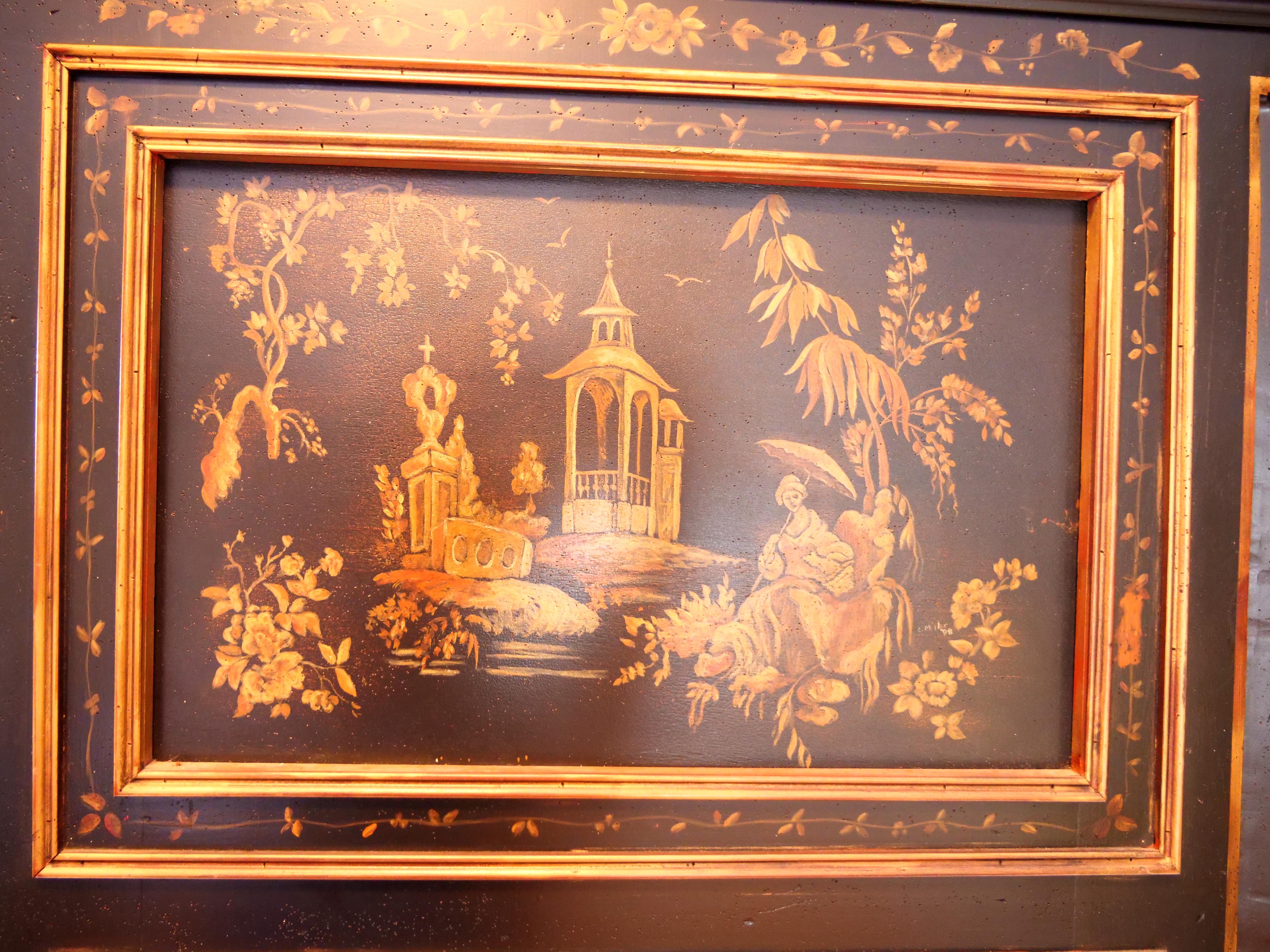 Or Miroir Trumeau en bois peint à la main avec panneaux de chinoiserie en vente