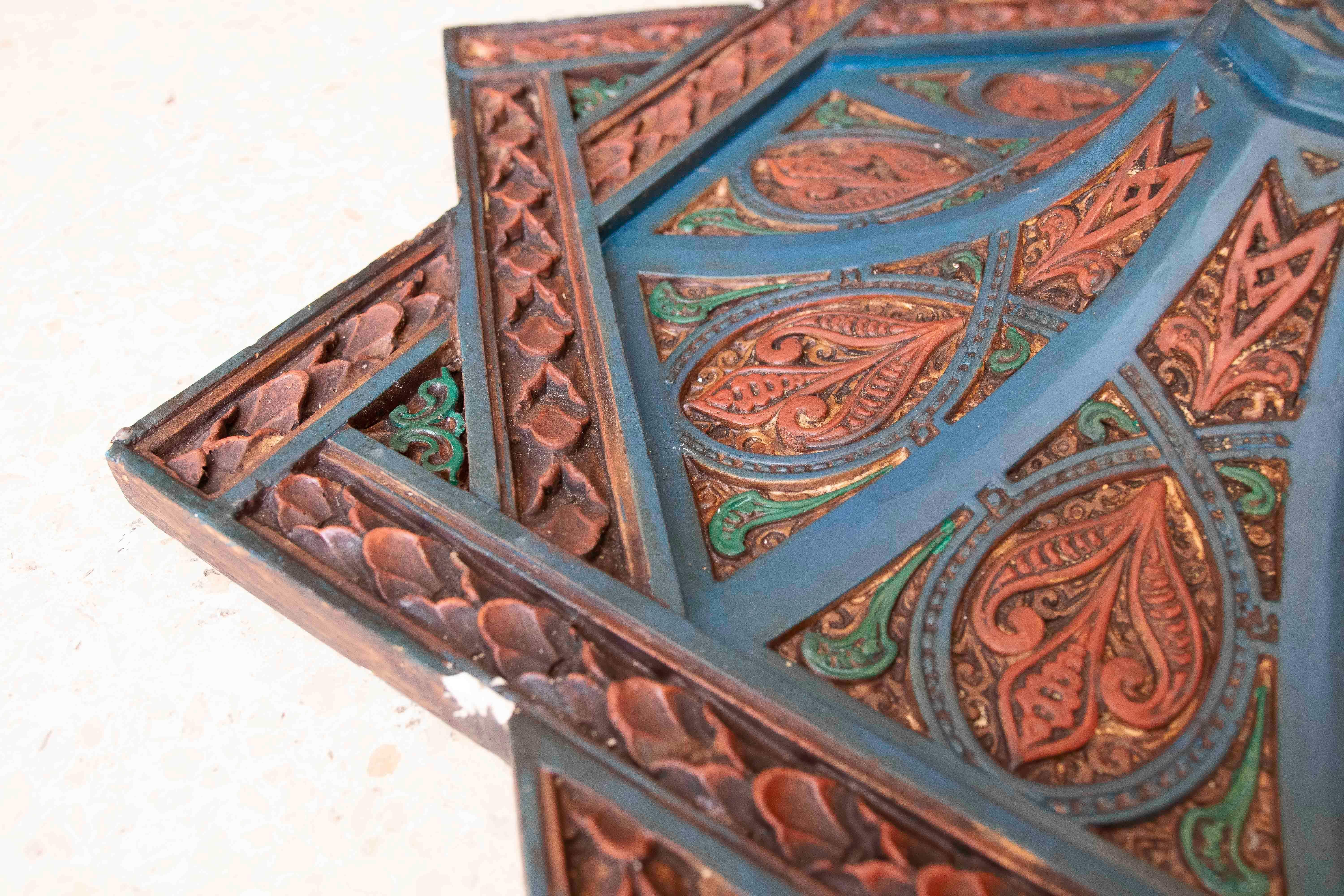 Hand Painted Wooden Moorish Style Ceiling Keystone for Center Room For Sale 3