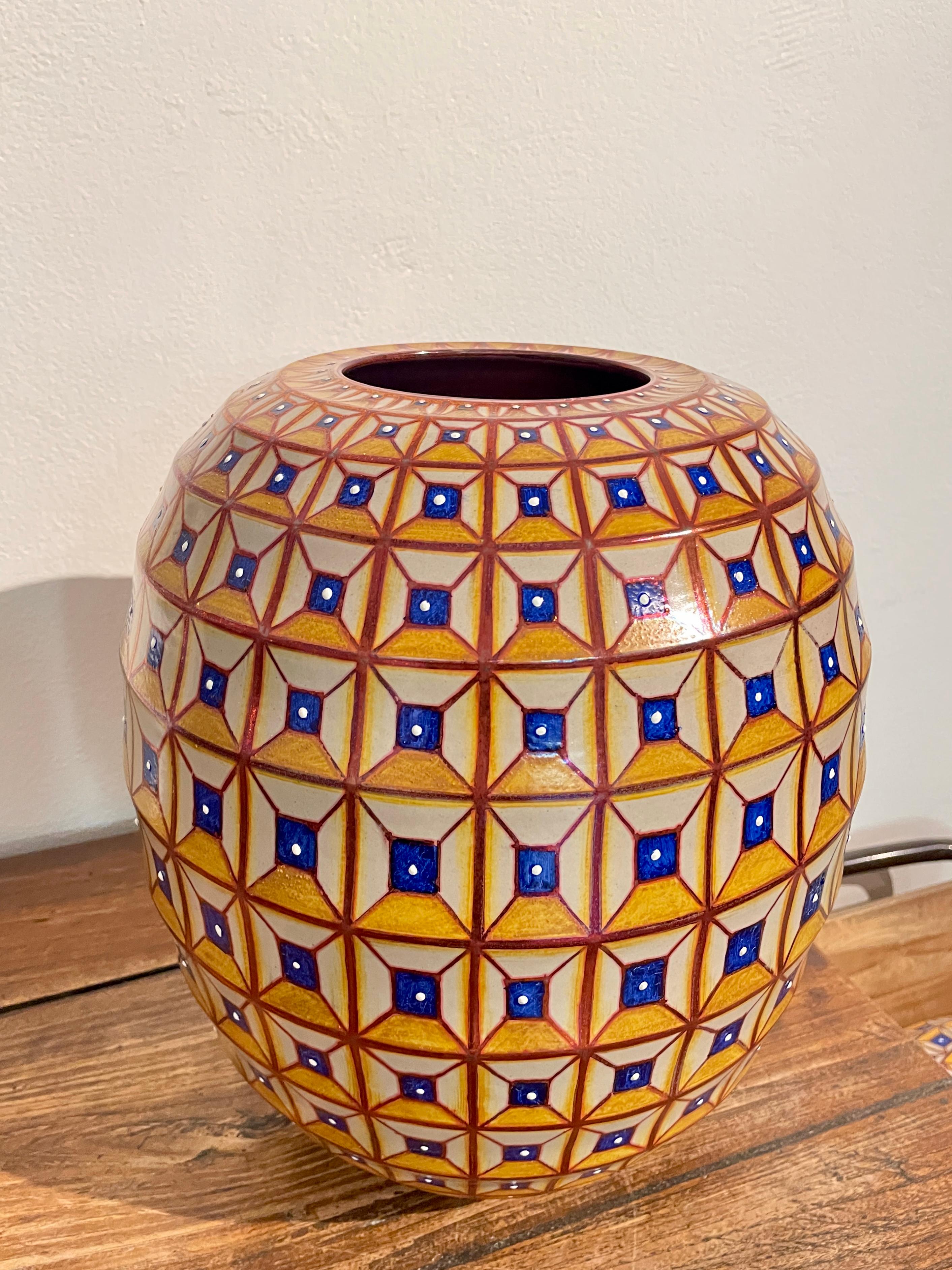 Hand Painted Yellow Ceramic Vase by Bottega Vignoli Italy Contemporary Majolica For Sale 1