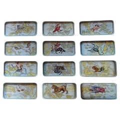 Bandejas de hierro con signos del zodiaco pintadas a mano - Set de 12