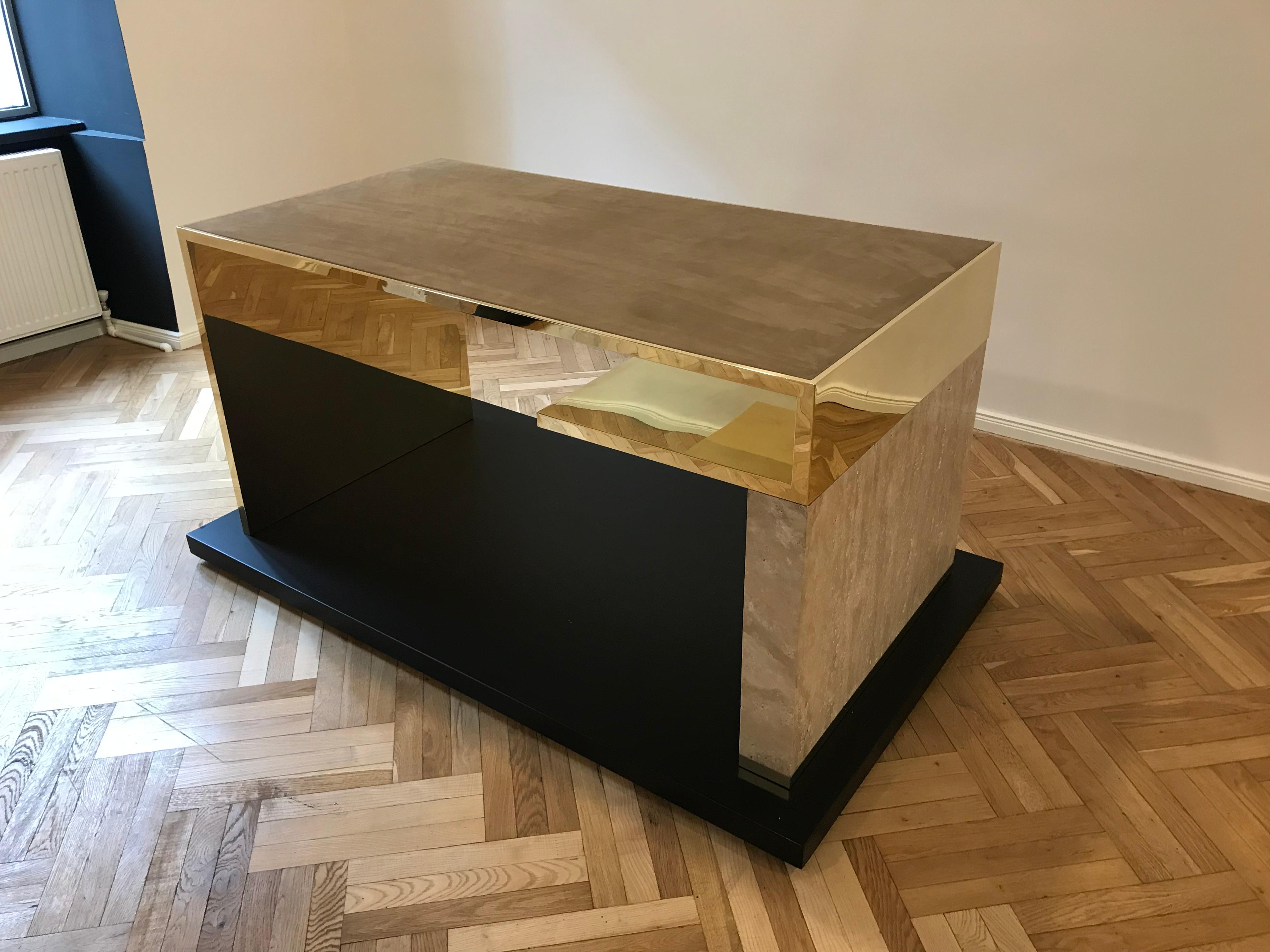 Hand Polished Brass Desk or Writing Table with Nubuck Leather Top and Travertine In New Condition For Sale In Tbilisi, GE