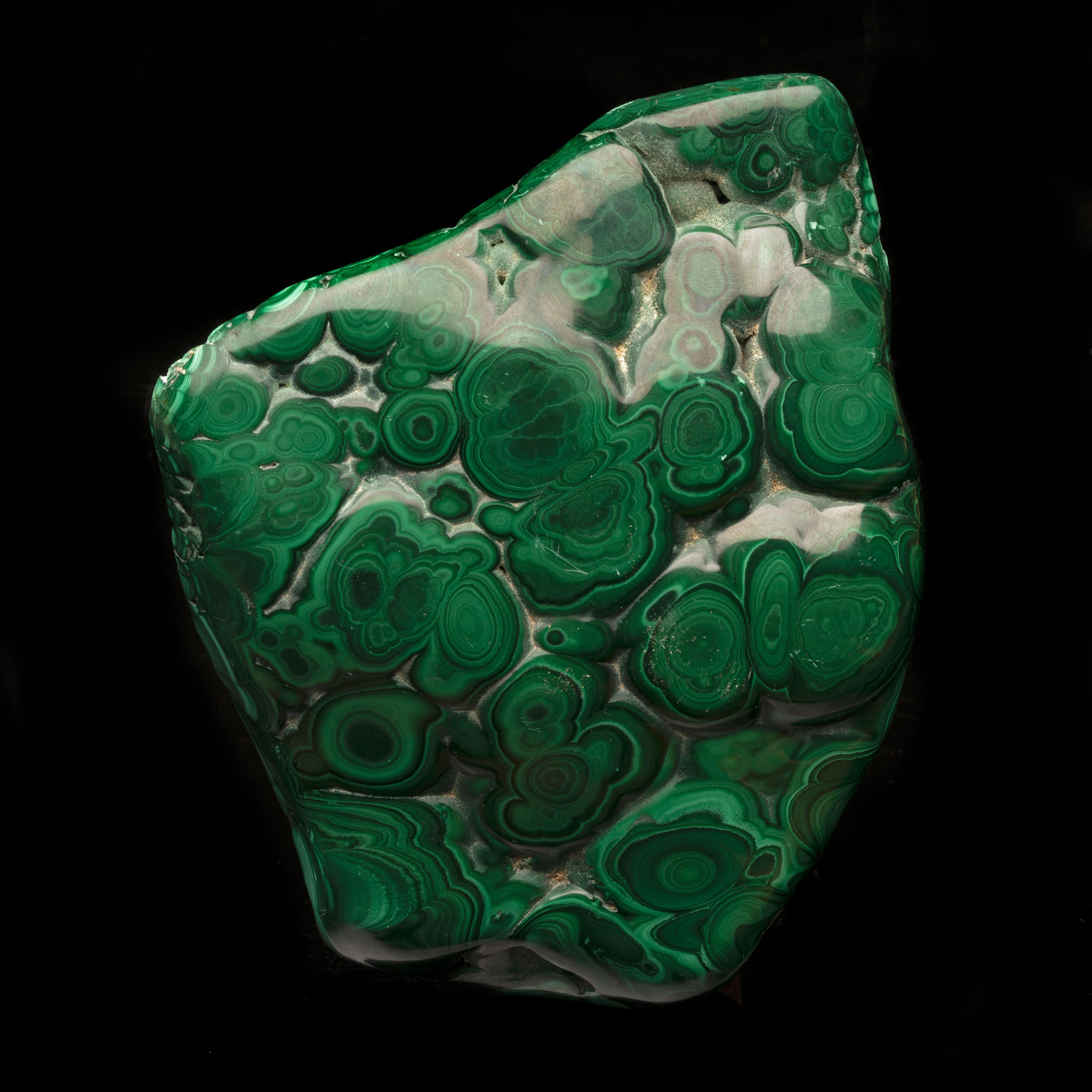 Hand-Polished Genuine Natural Malachite Freeform // 4 Lb In New Condition In New York, NY