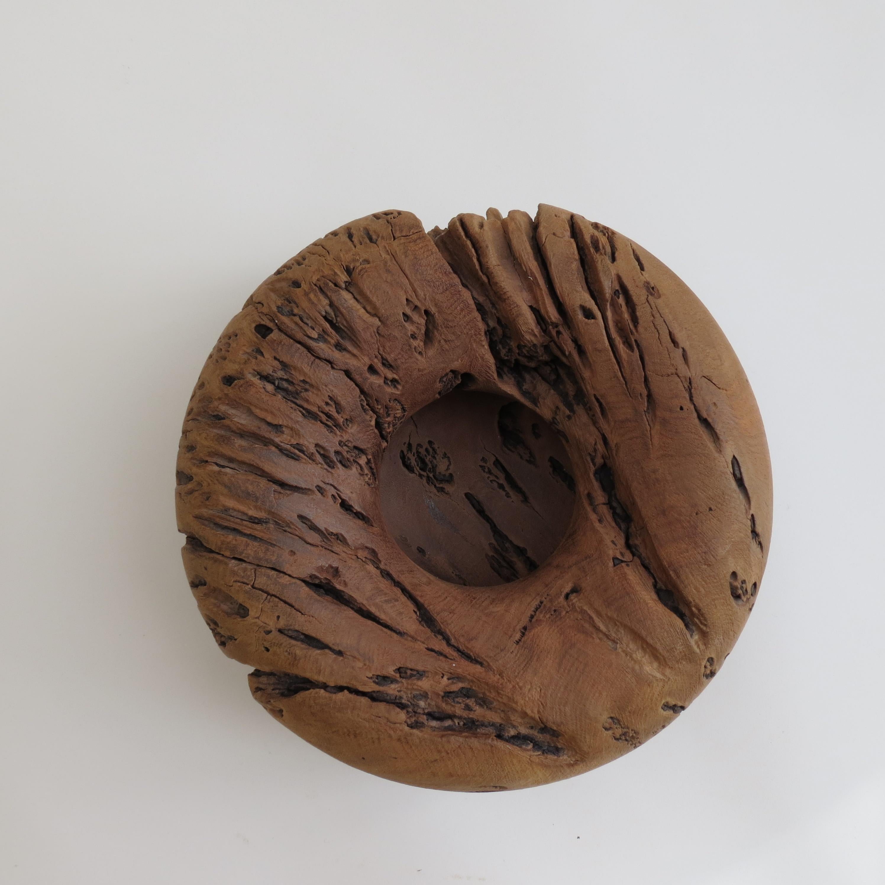 Hand Produced Tasmanian Burr Oak Wooden Bowl by Mike Scott 'Chai', 1990s In Good Condition In Stow on the Wold, GB
