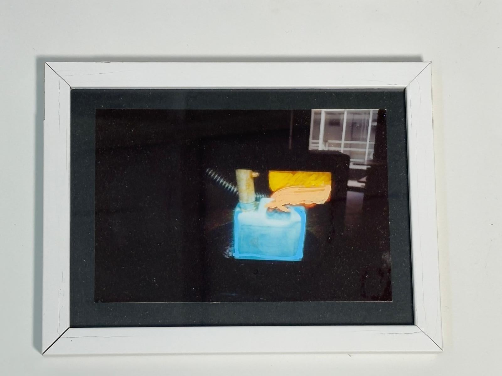 Handretuschete Fotografie von Mario Schifano (Acryl) im Angebot