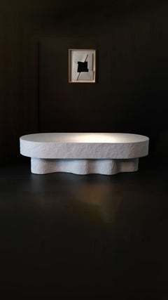 Panchina bianca Medusa Oblong Sculptural Cast Stone di Atelier A. Stone