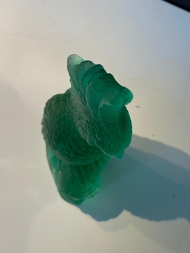 Hand-Sculpted Pate-de-Verre Glass Parrot Sculpture in Emerald Green For Sale 3