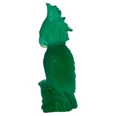 Sculpture de perroquet en verre Pate-de-Verre sculptée à la main en vert émeraude