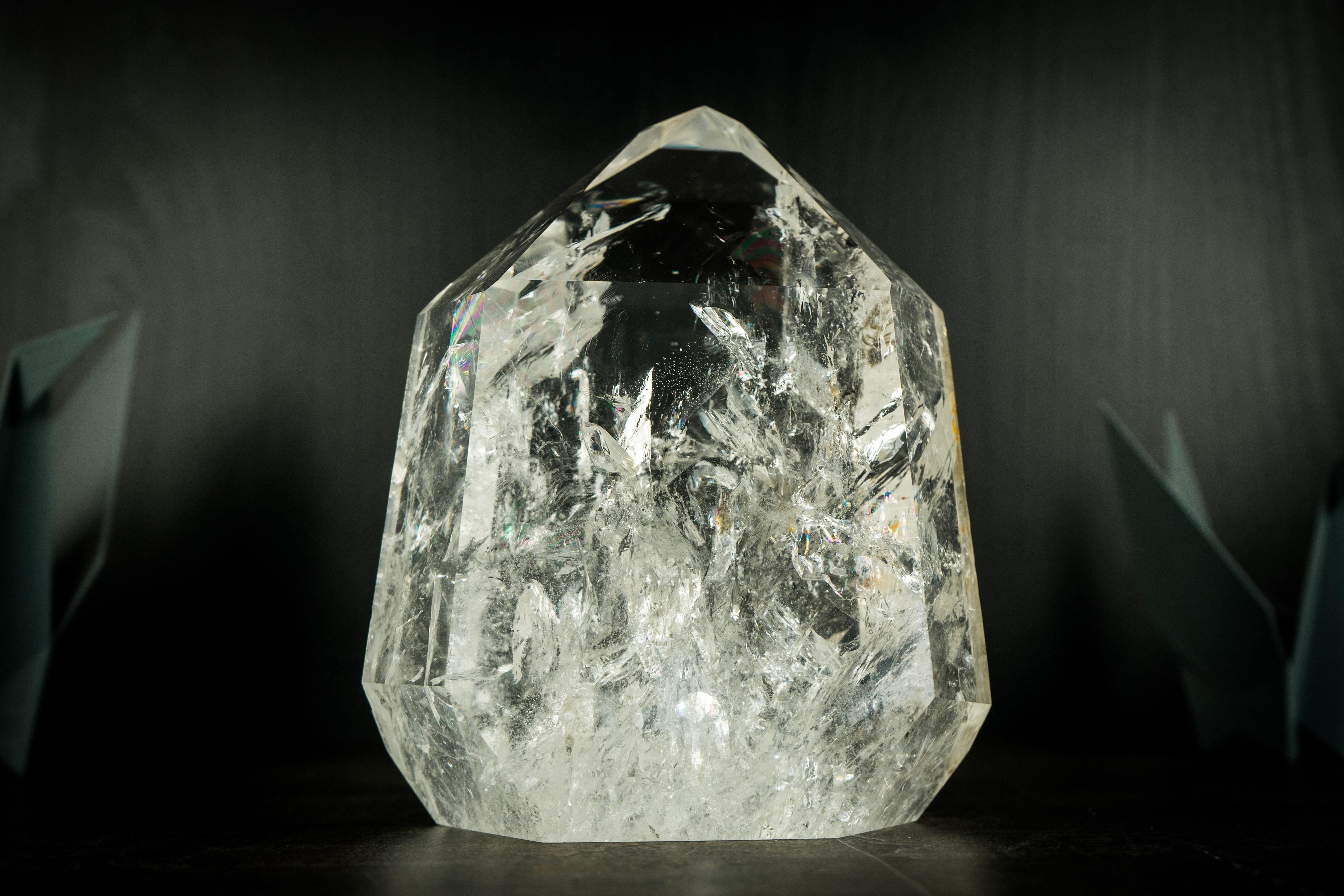 Torre di cristallo trasparente scolpita a mano, generatore di Diamantina, Brasile In condizioni Nuovo in vendita a Ametista Do Sul, BR