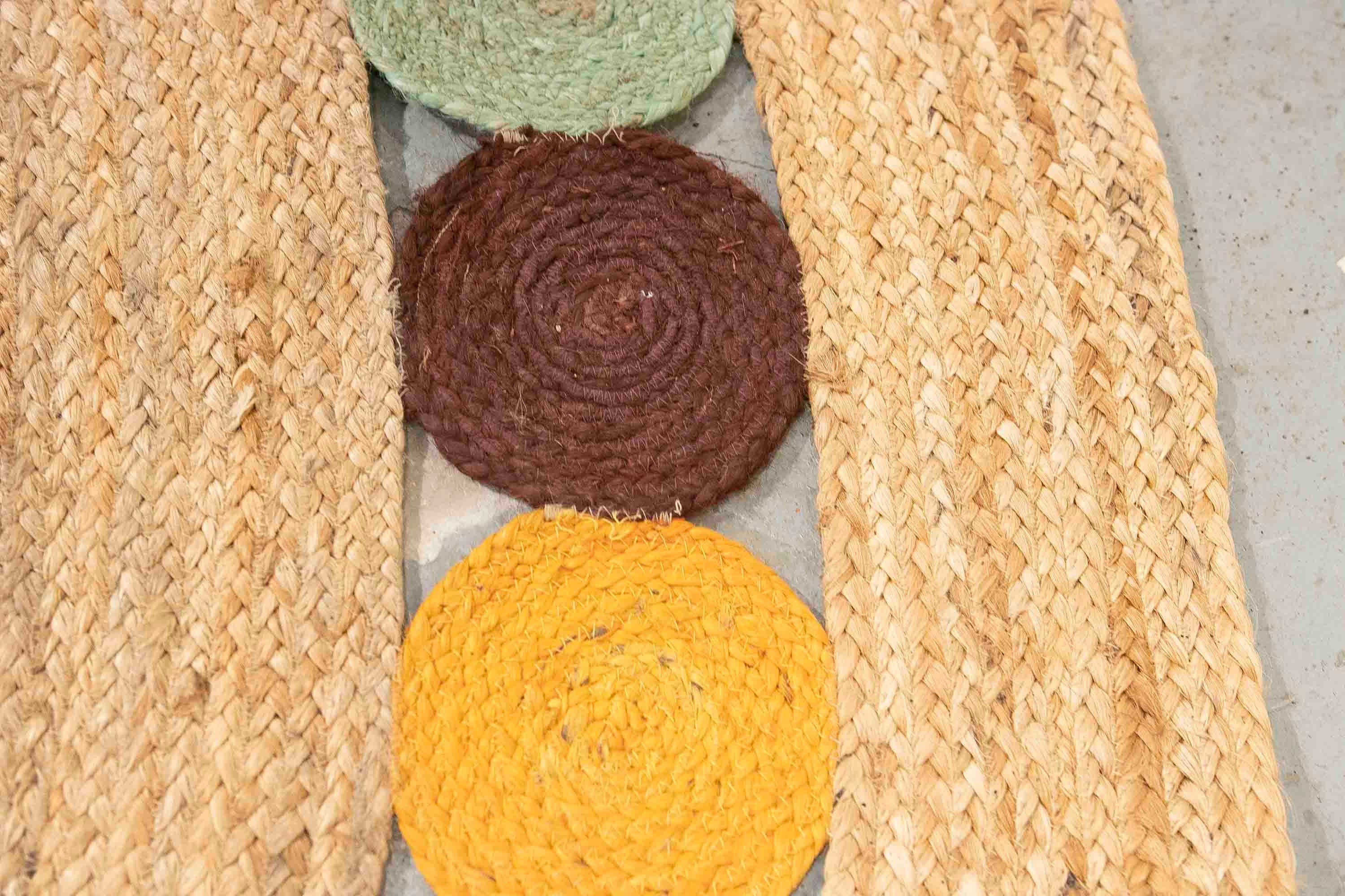 Hand-Sewn Round Jute Rug with Coloured Circles Decoration For Sale 8