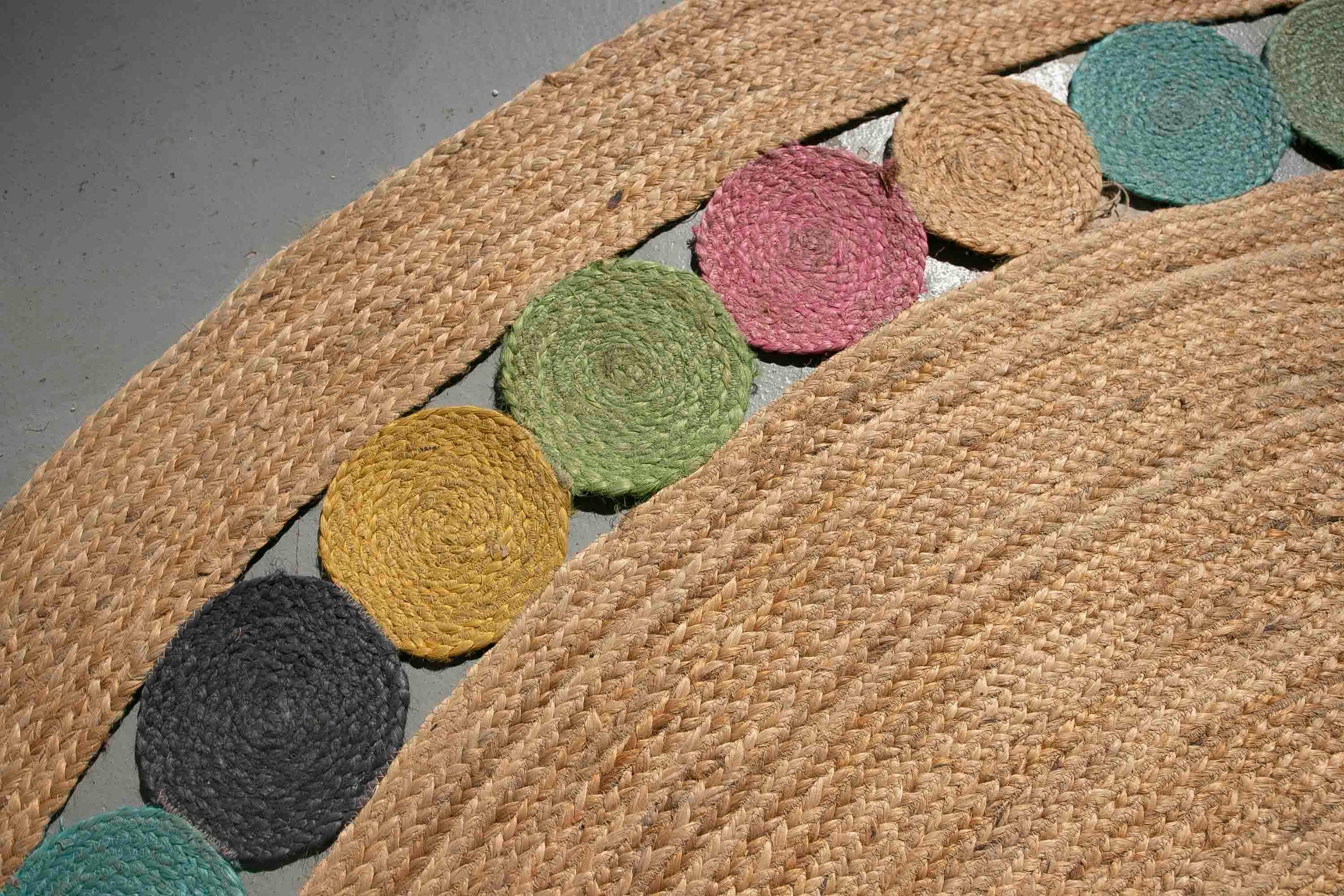 Hand-Sewn Round Jute Rug with Coloured Circles Decoration For Sale 2