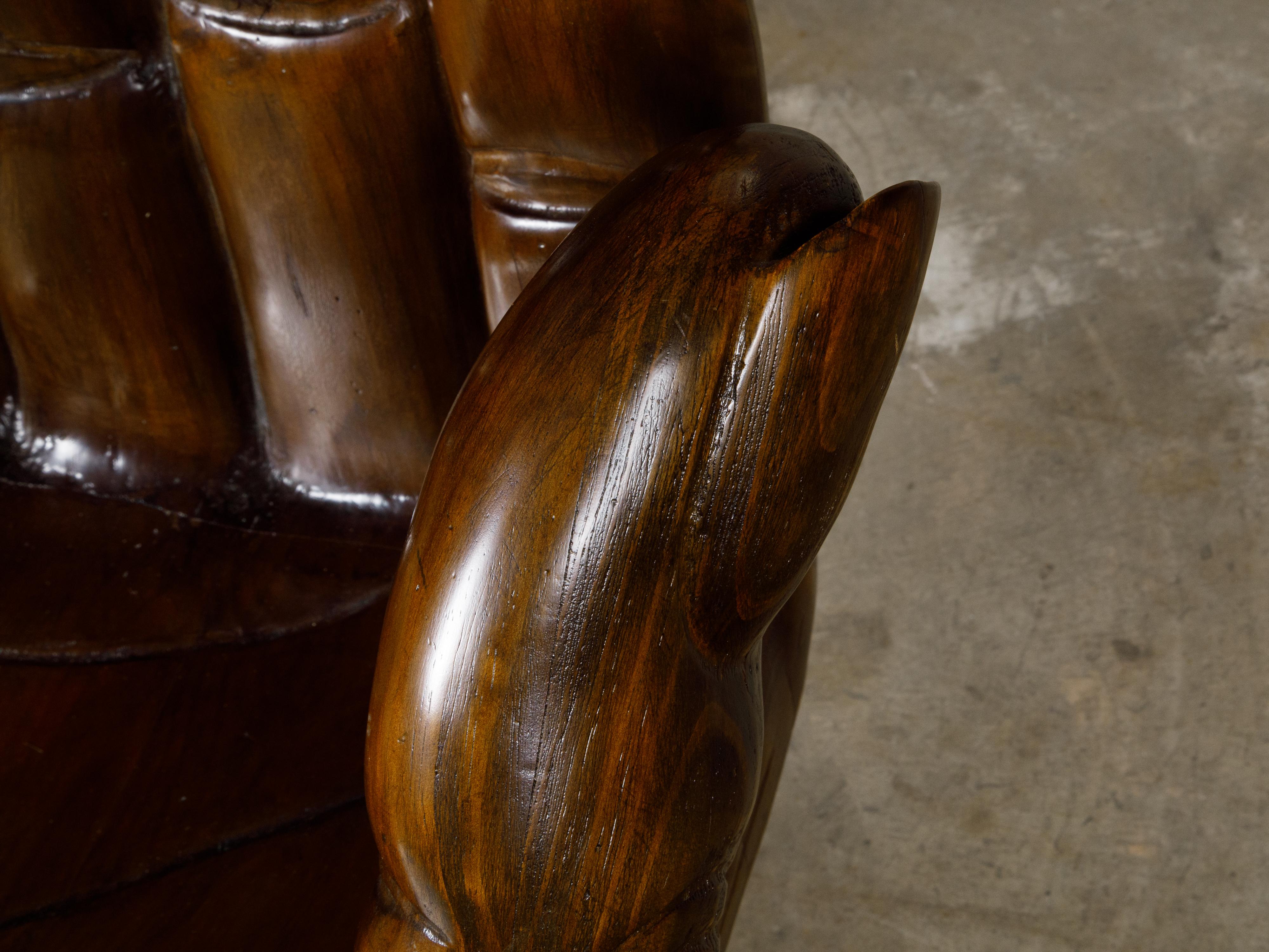 Fauteuil en pin du milieu du siècle façonné à la main dans le style de Pedro Friedeberg, années 1950 Bon état - En vente à Atlanta, GA