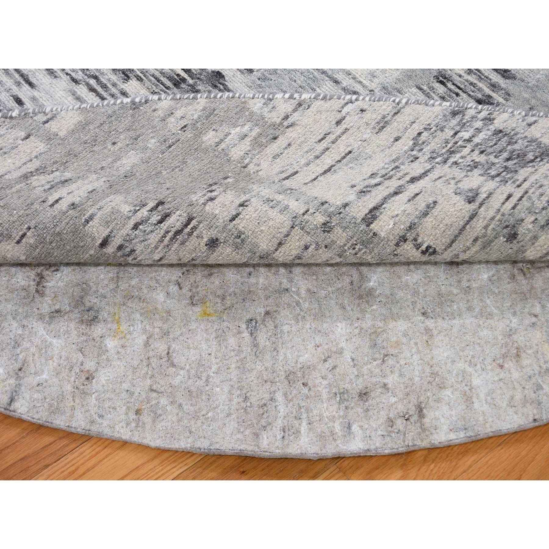 Hand-Knotted Hand Spun Undyed Natural Wool Gray Modern Round Hand Knotted Rug